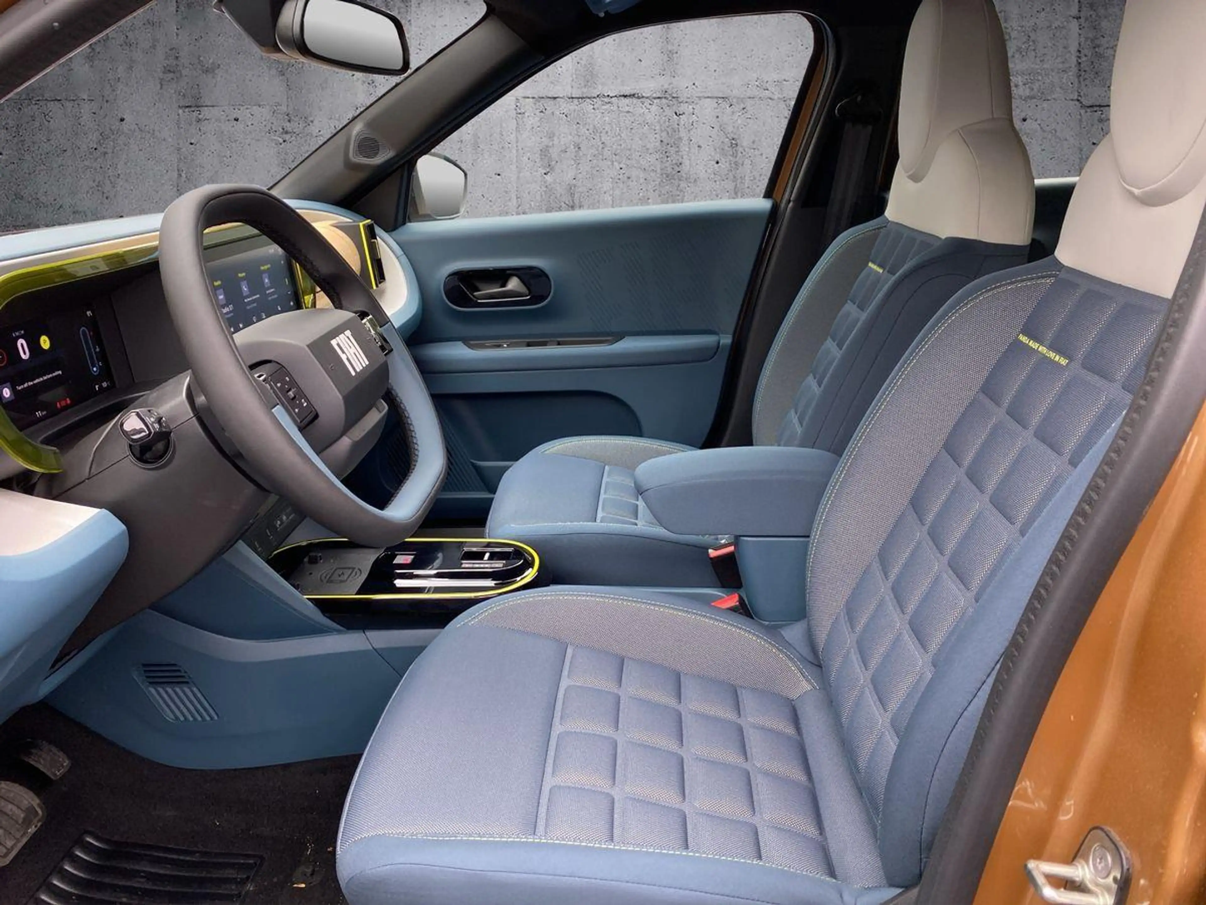Fiat Grande Panda La Prima Hybrid Winterpaket LED — photo 6