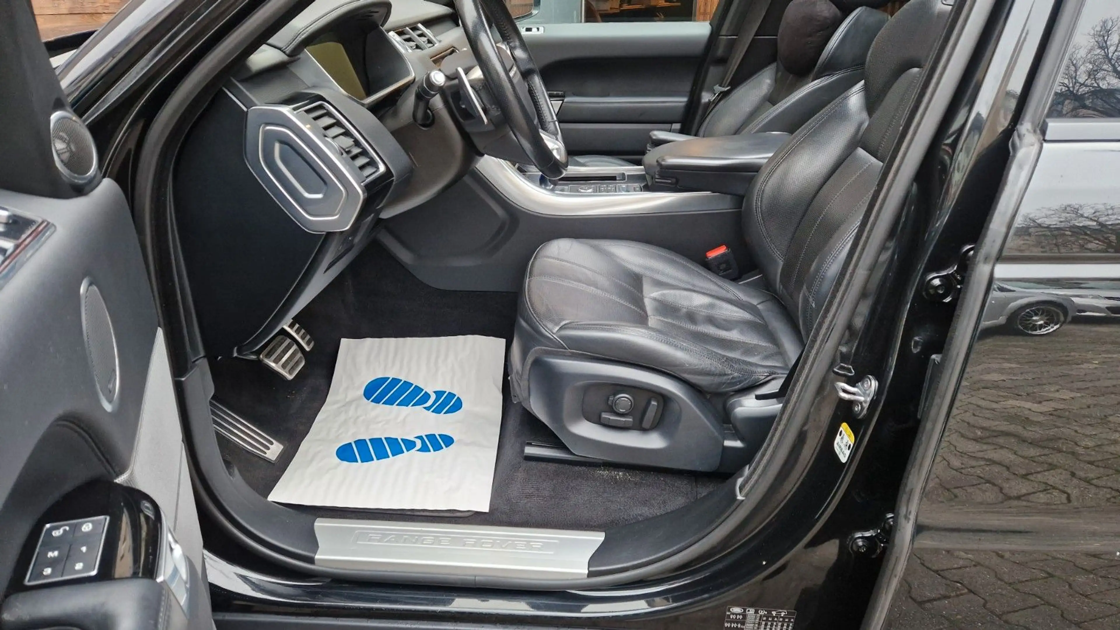 Land Rover Range Rover Sport HSE Dynamic, Panorama — photo 12