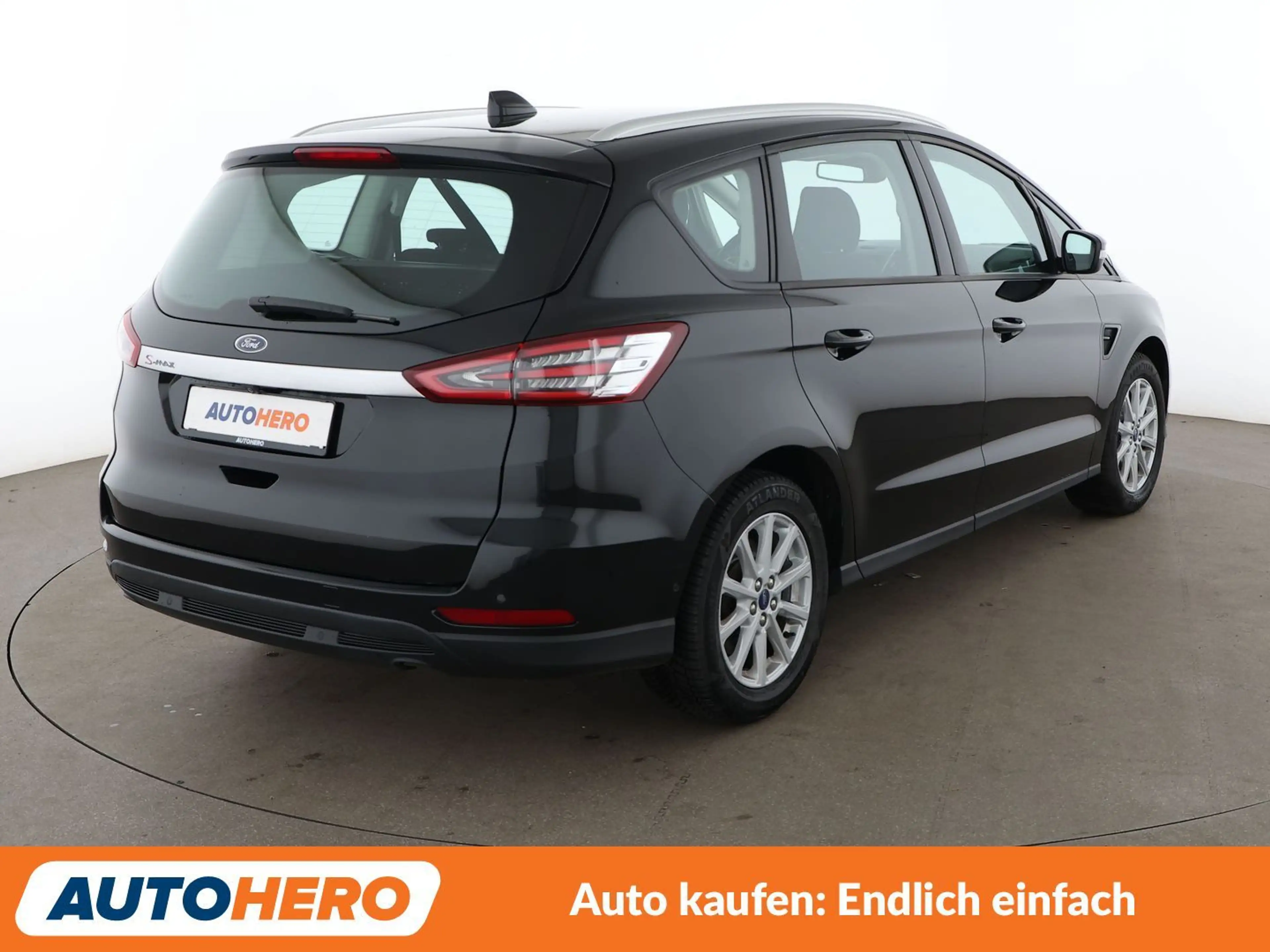 Ford S-Max 2.0 TDCi EcoBlue Trend Aut.*NAVI*PDC*SHZ*KLIMA* — photo 6
