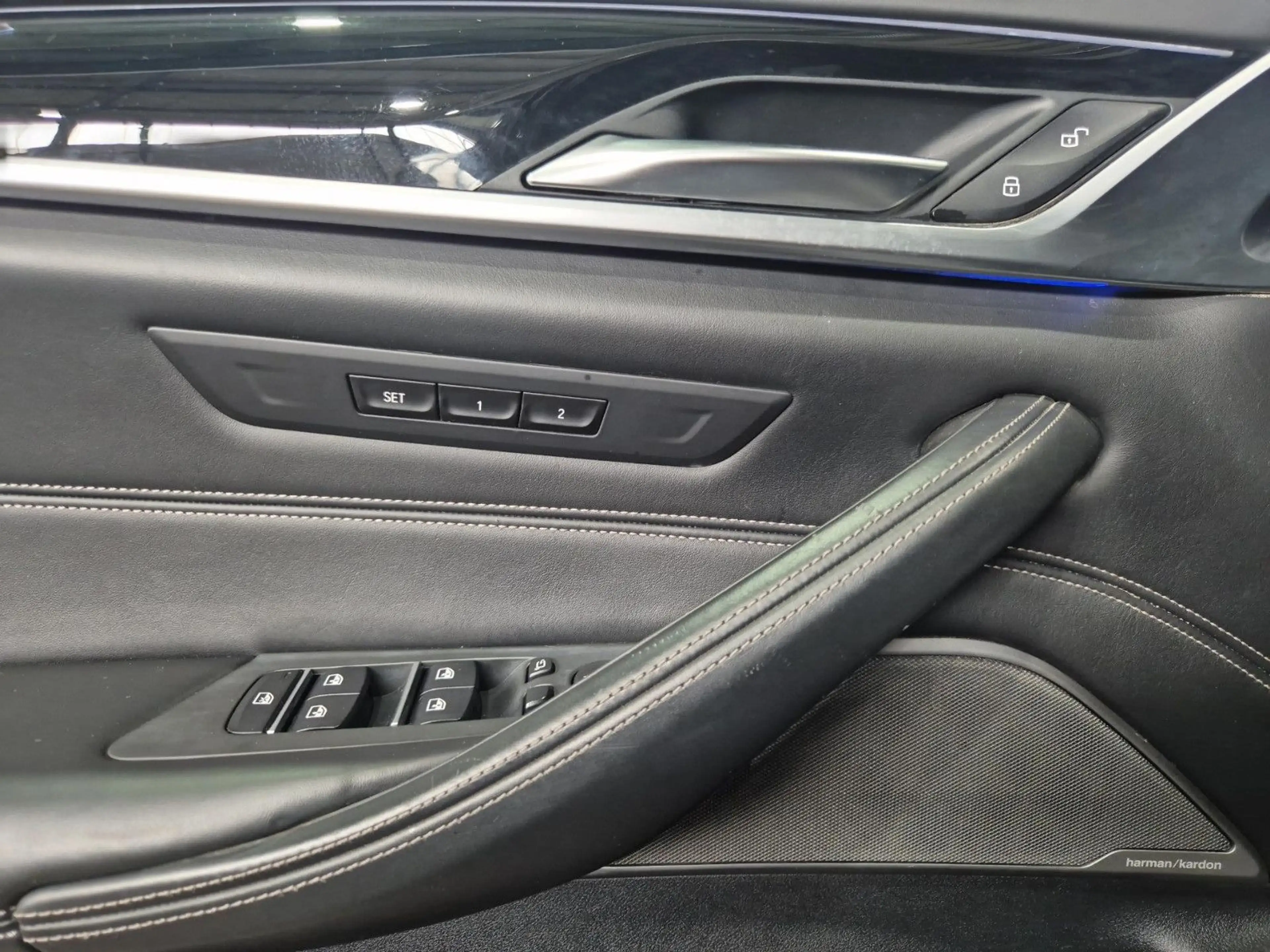 Alpina B5 ALPINA B5 4.4 Bi-Turbo Touring VOLLAUSSTATTUNG* — photo 12