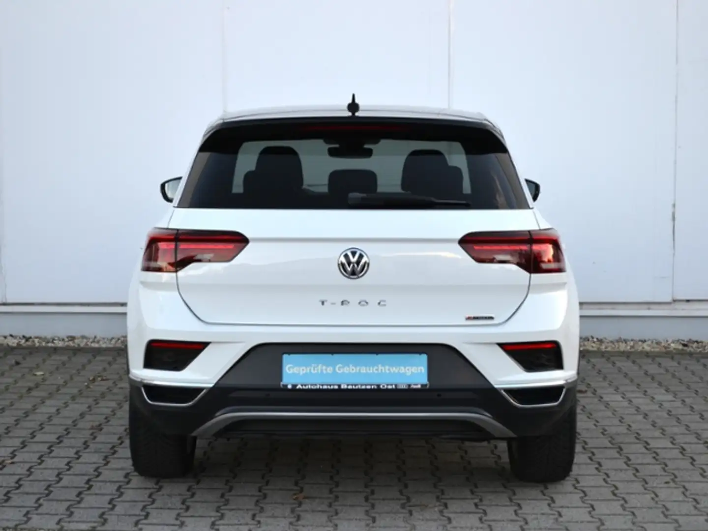 Volkswagen T-Roc Sport 2.0 TSI 190 PS 4Motion DSG AHK/LED/17-ZOLL+ Weiß - 2