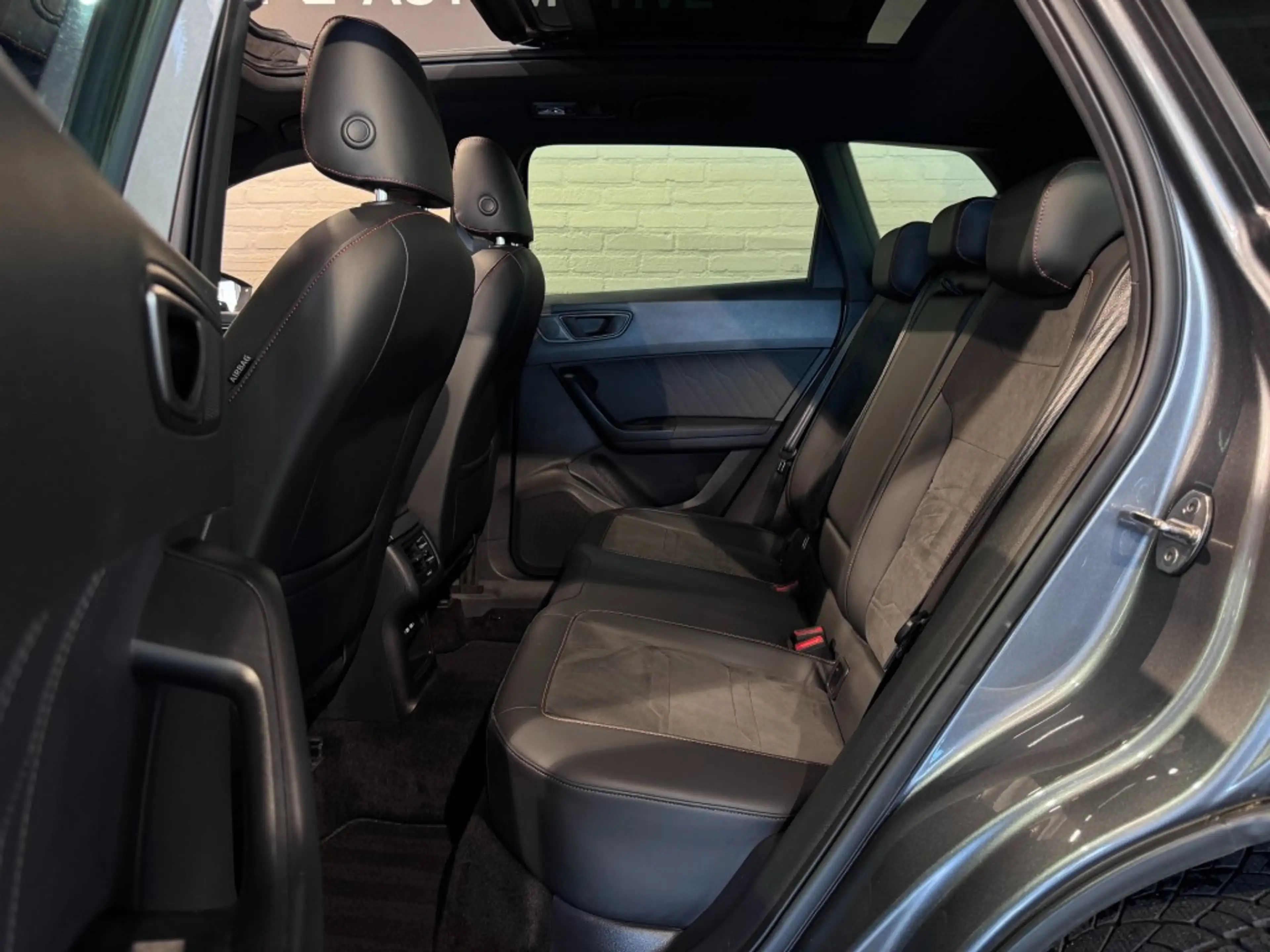 SEAT Ateca 1.5 TSI FR Business Intense Pano Trekhaak Standka — photo 14