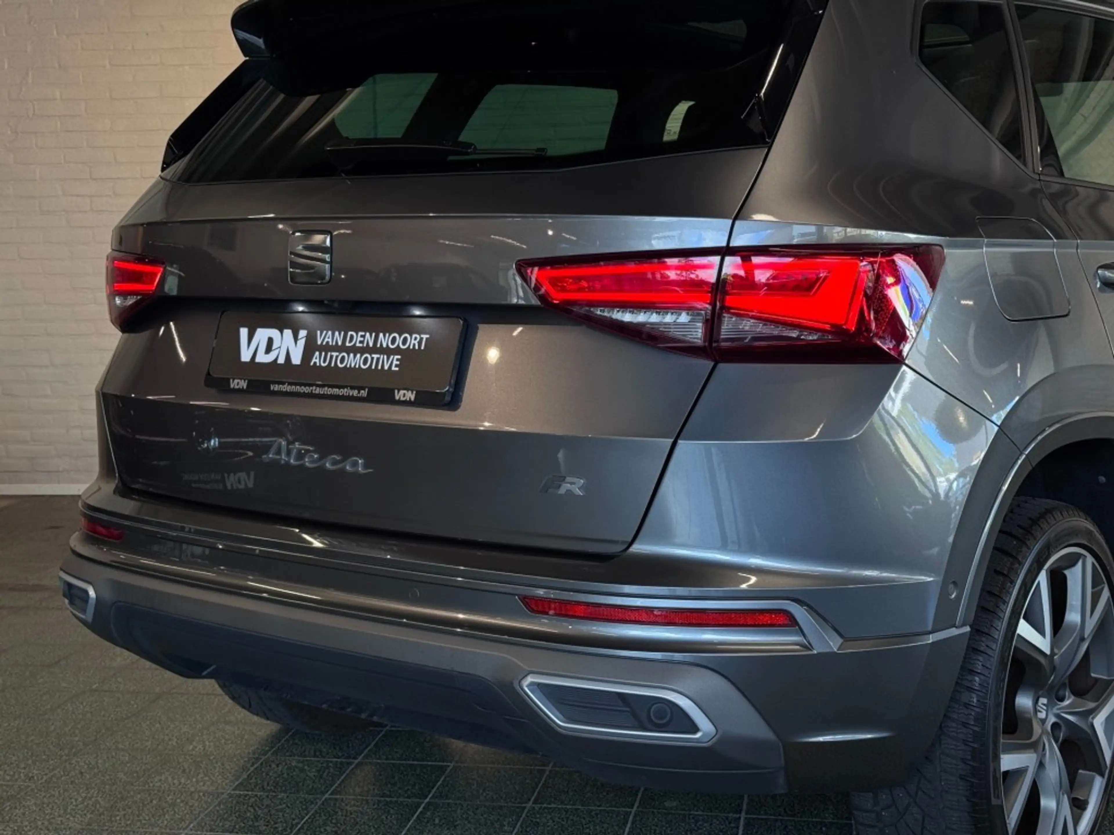 SEAT Ateca 1.5 TSI FR Business Intense Pano Trekhaak Standka — photo 11
