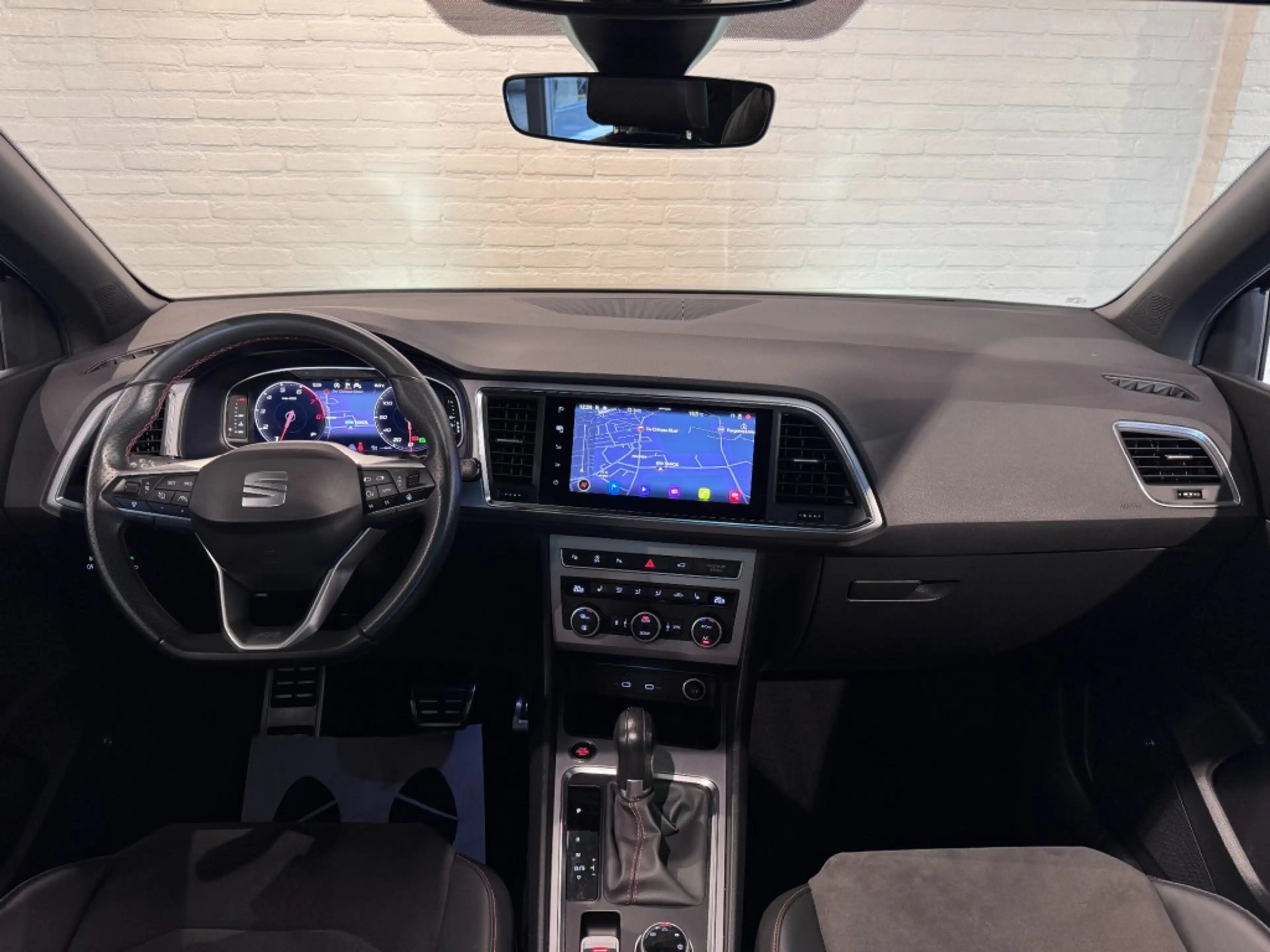 SEAT Ateca 1.5 TSI FR Business Intense Pano Trekhaak Standka — photo 16