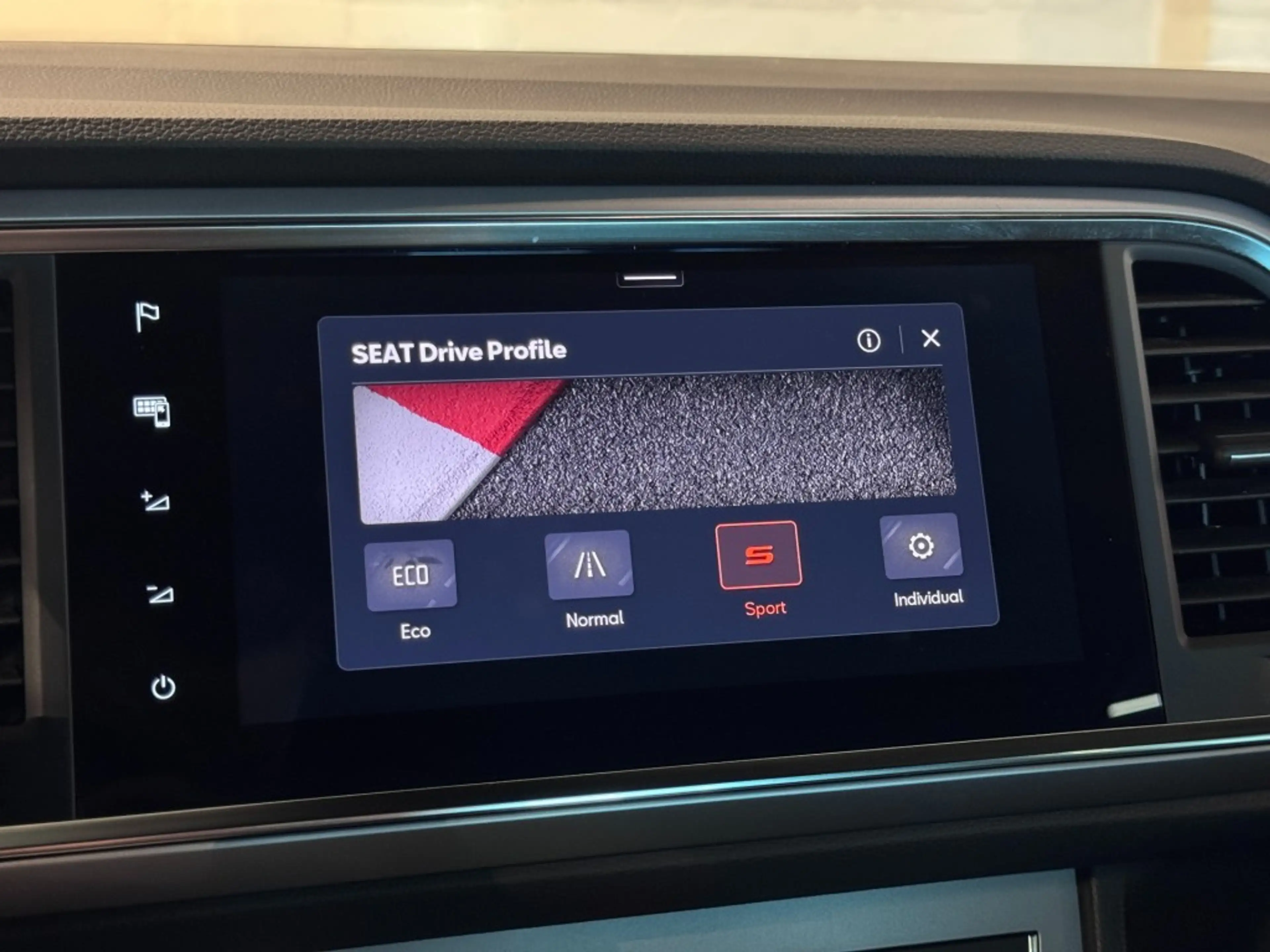 SEAT Ateca 1.5 TSI FR Business Intense Pano Trekhaak Standka — photo 33