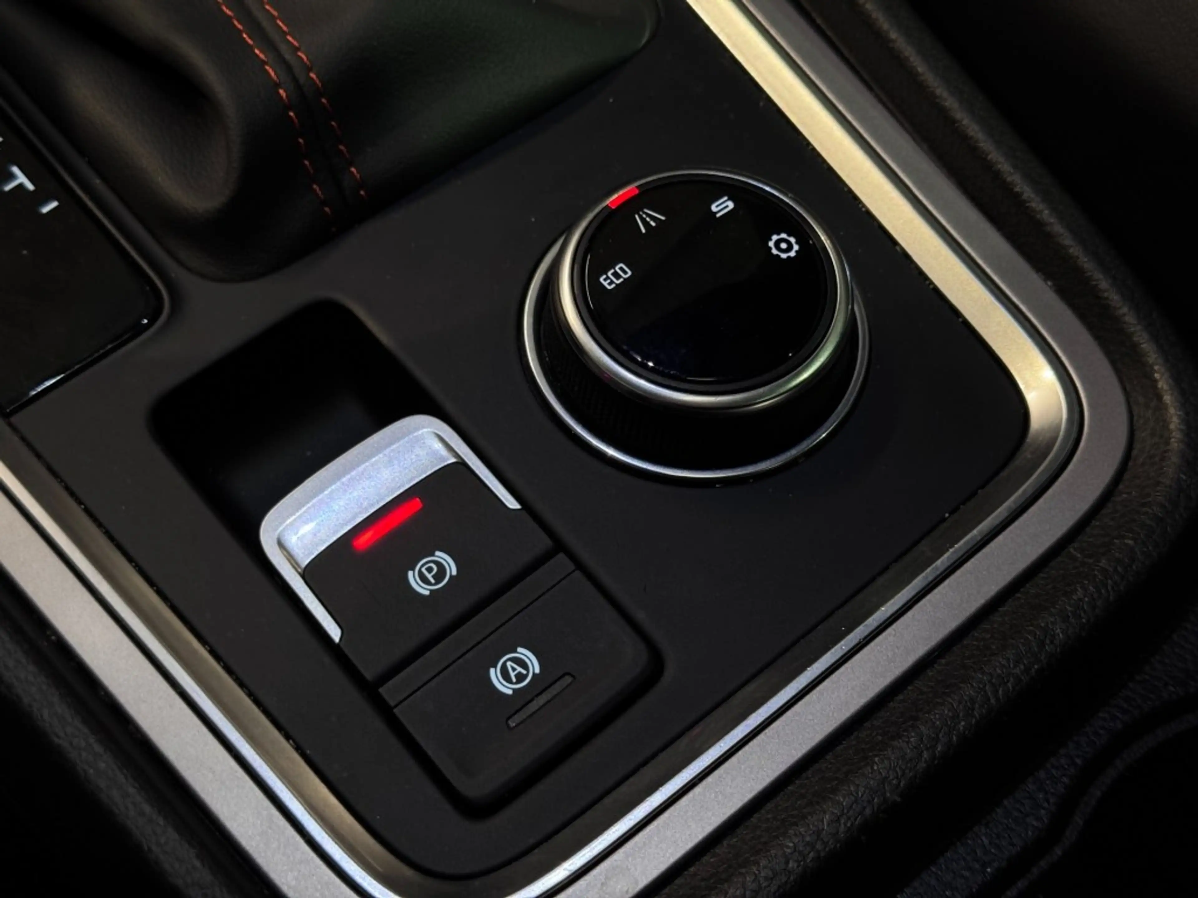 SEAT Ateca 1.5 TSI FR Business Intense Pano Trekhaak Standka — photo 42