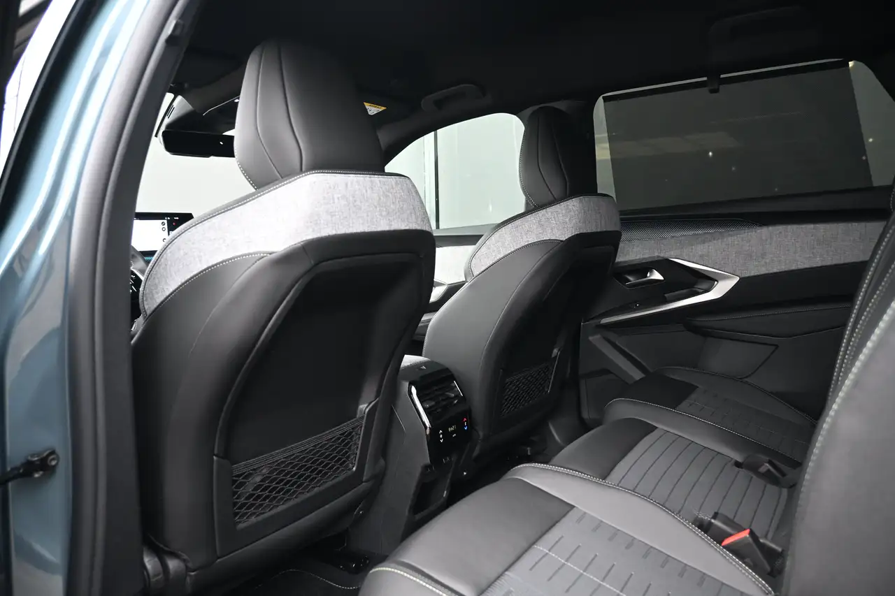 Peugeot 5008 2026 — фото 10