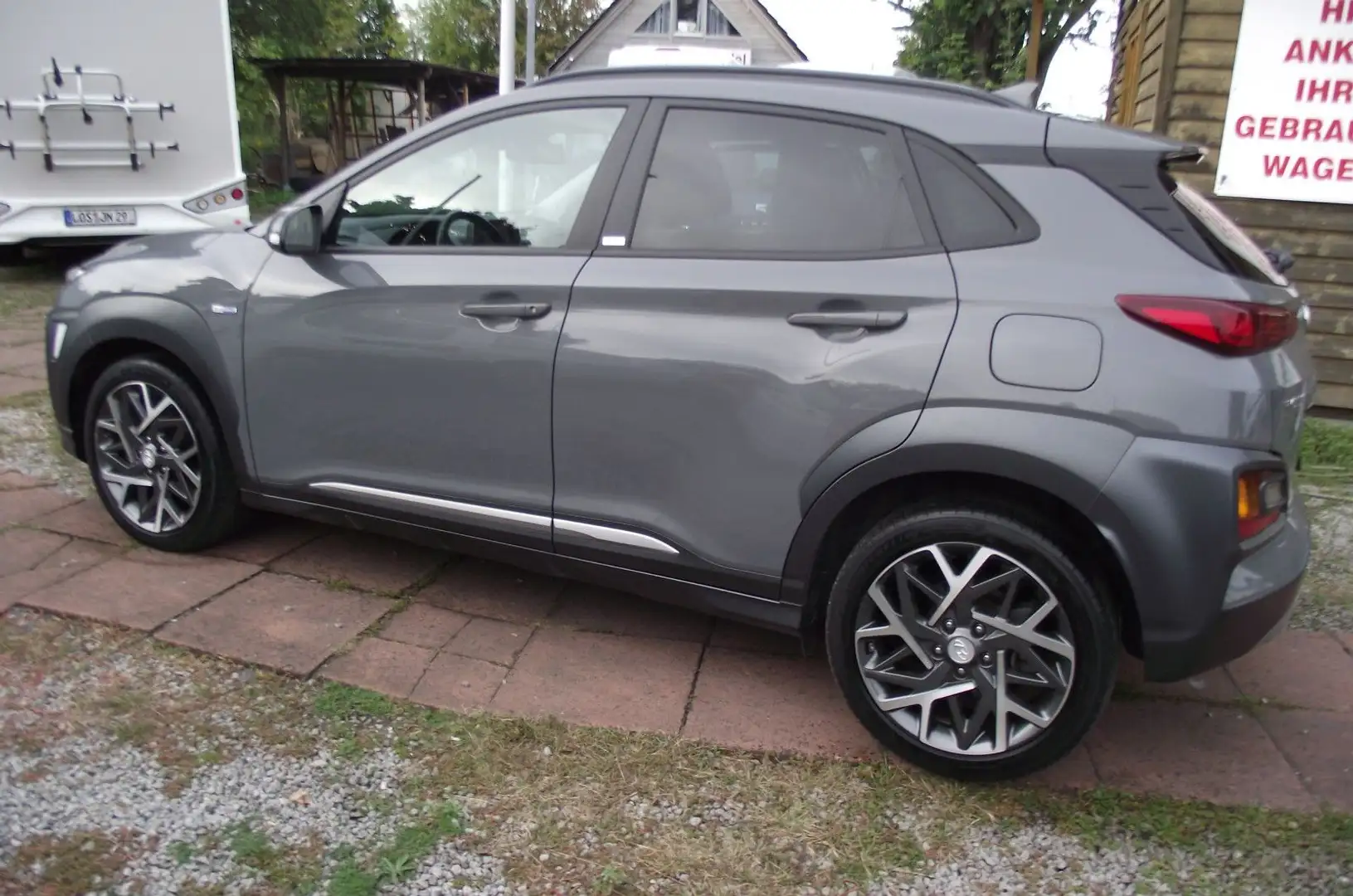 Hyundai KONA Style Hybrid 2WD Automatik Grau - 2