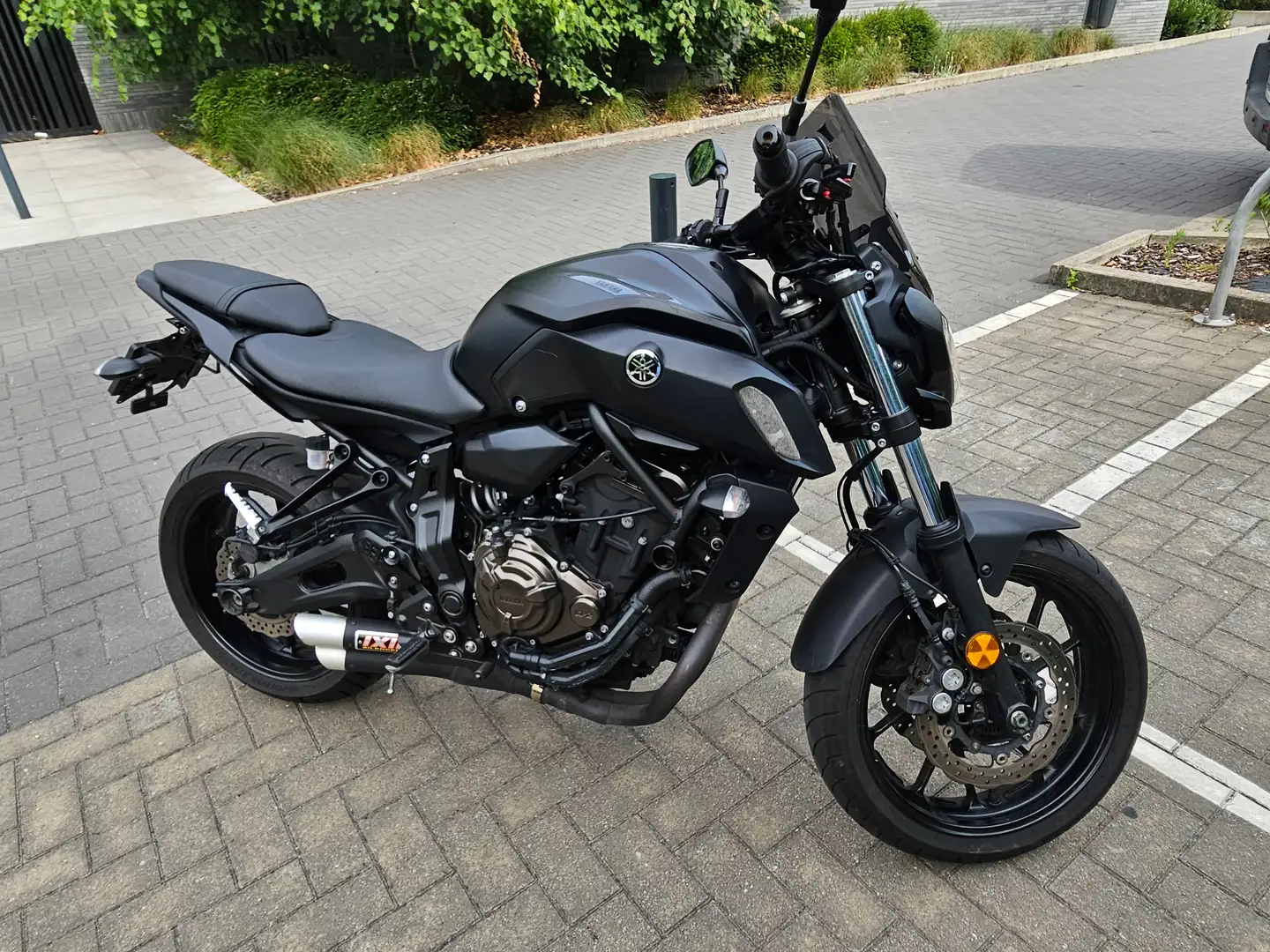 Yamaha MT-07 Zwart - 2