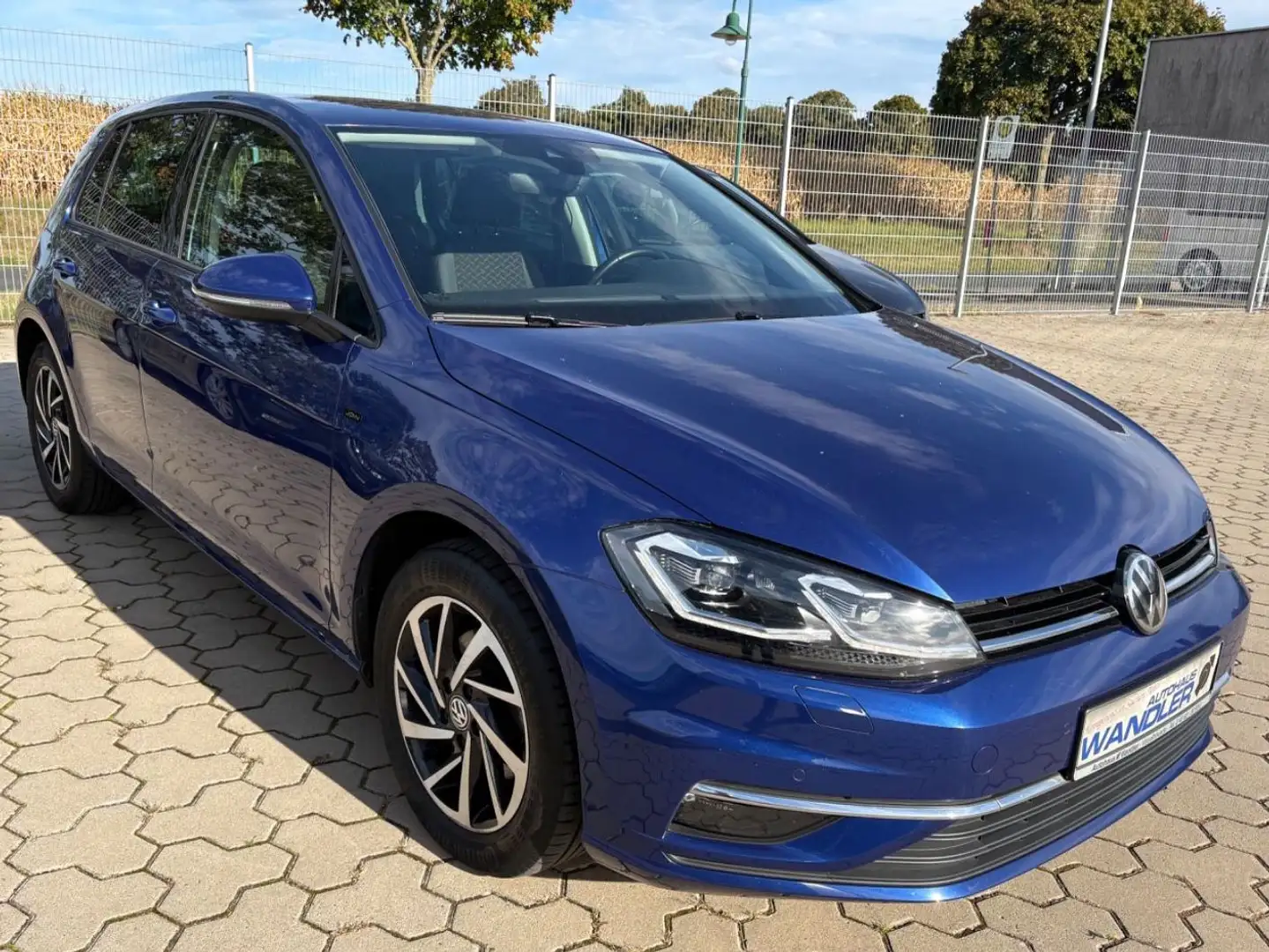 Volkswagen Golf VII Lim. Join, DSG, AHK, Kamera, Navi Blau - 2