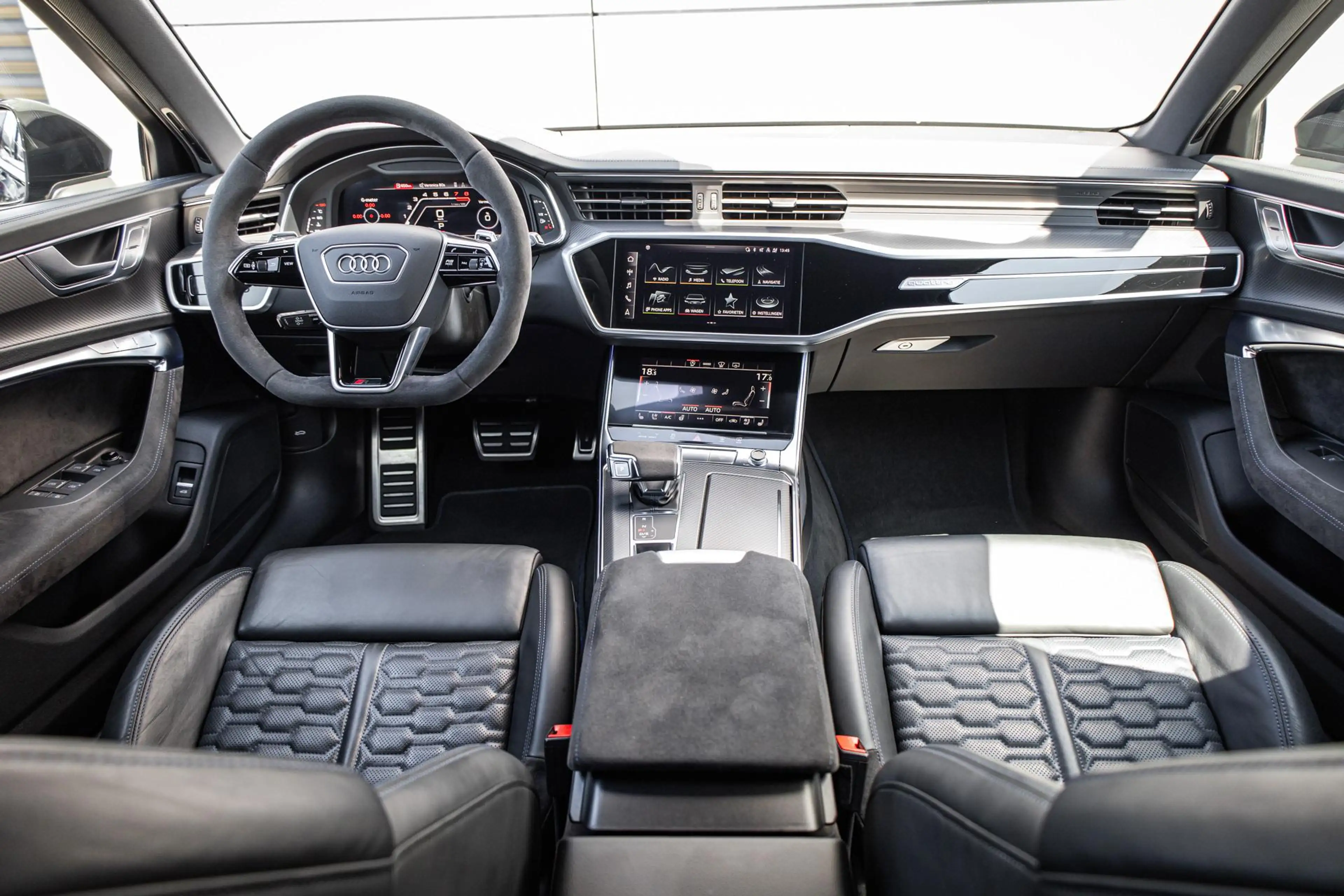 Audi RS6 Avant TFSI 600pk quattro 25Y Edition | Panoramadak — photo 5