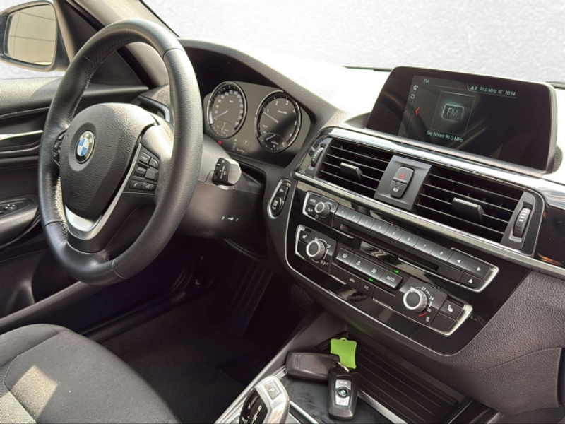BMW 118 d Automatik — photo 12