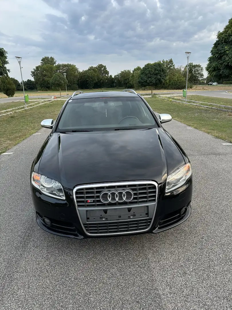 Audi S4 Avant 4,2 V8 quattro - 2