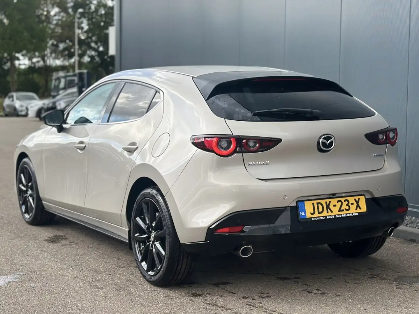 Mazda 3 2.5 e-SA-G Homura Argent - 2