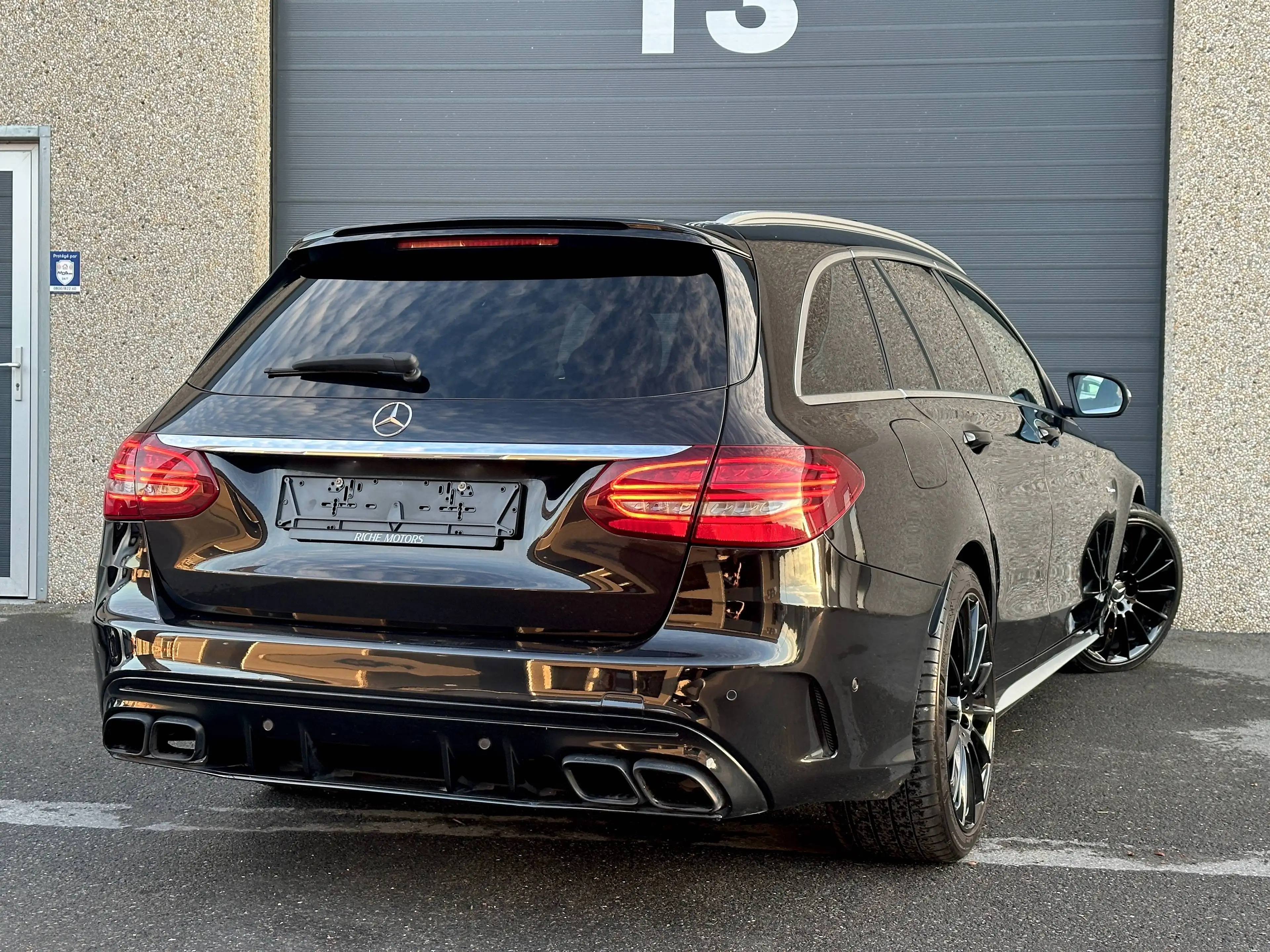Mercedes-Benz C 63 AMG C 63 AMG S - Utilitaire - TVA - Burmester - Pano. - 360° — photo 8