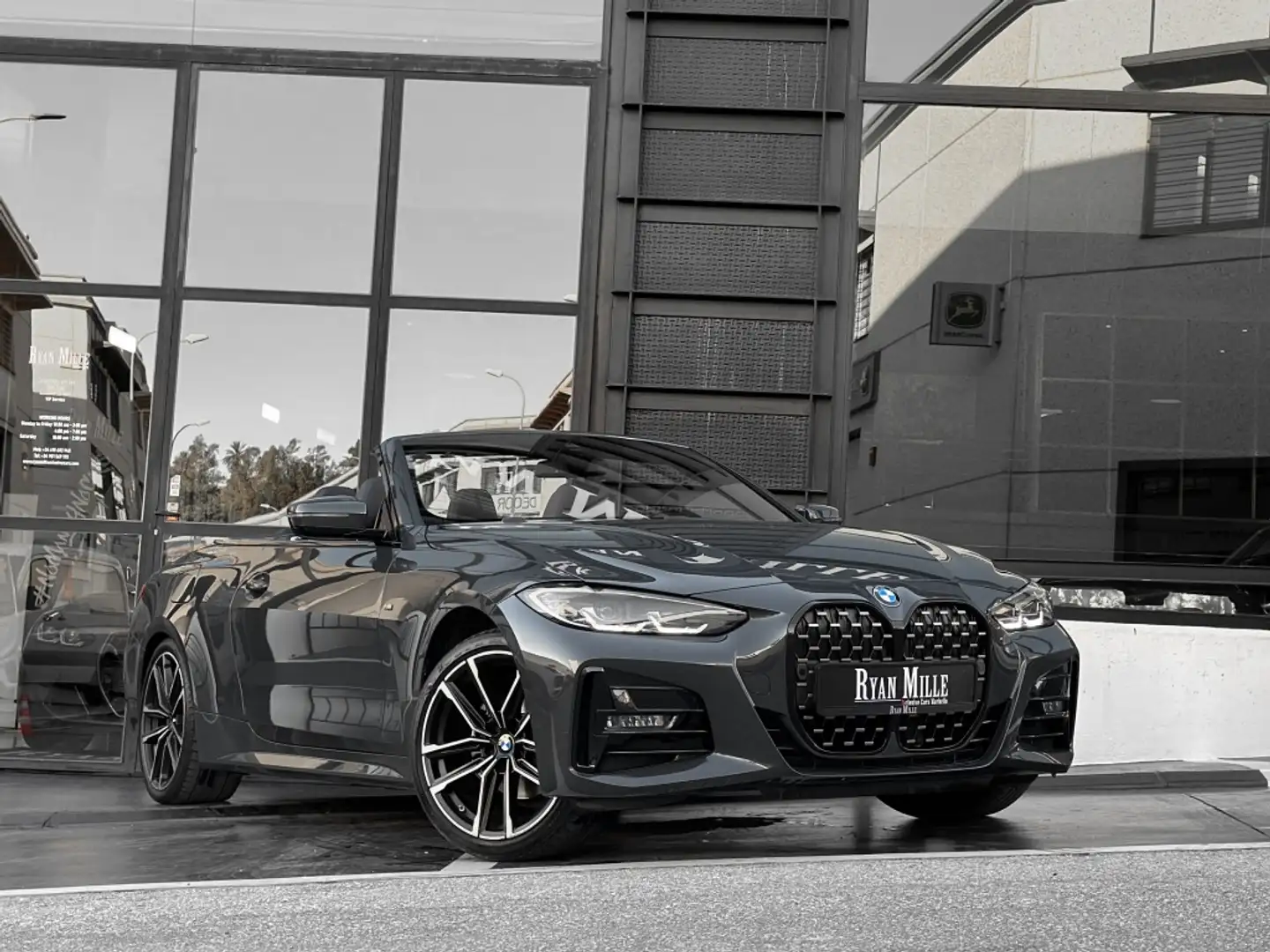 BMW 420 420iA Cabrio M Sport Gris - 1