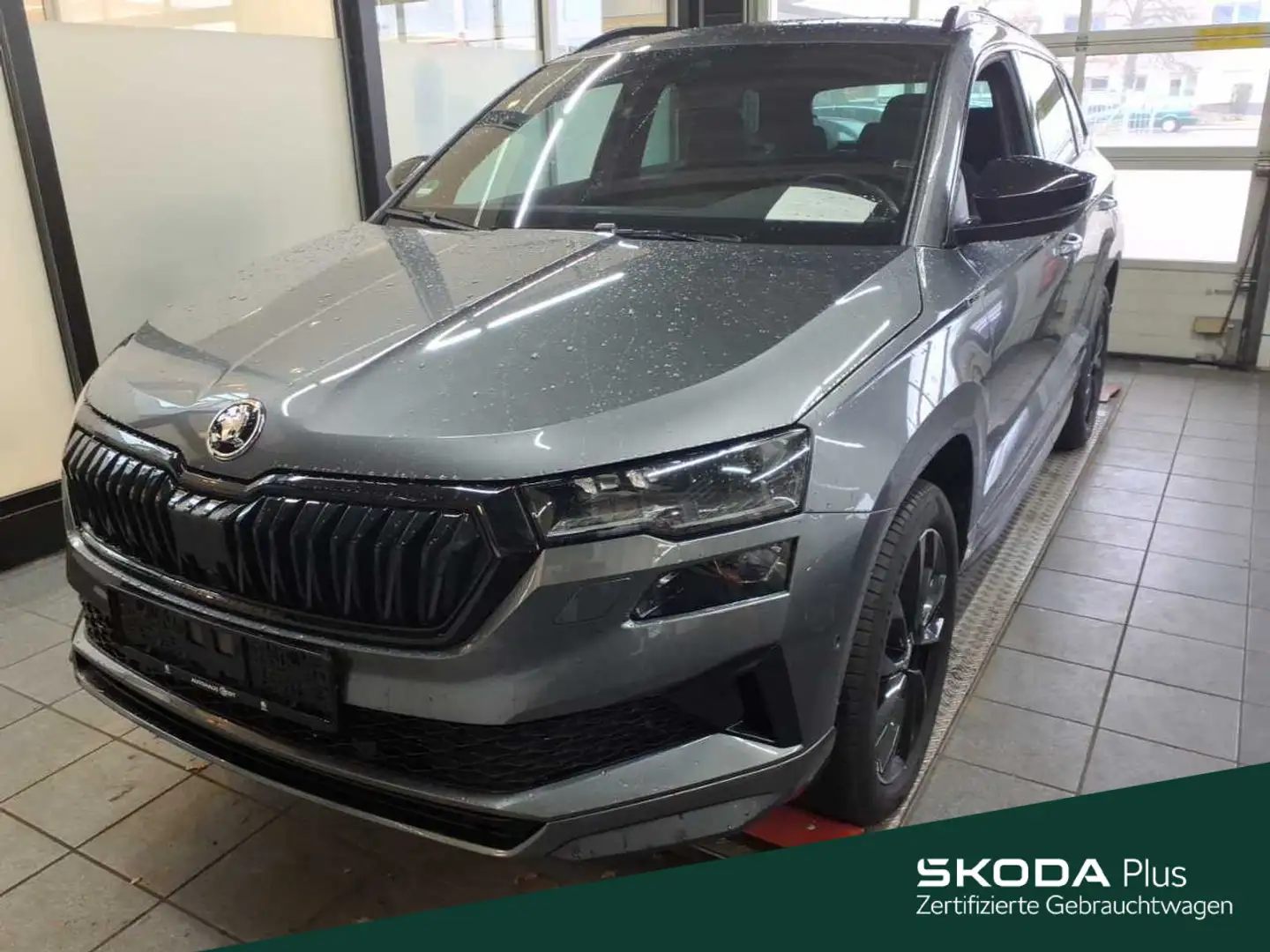 Skoda Karoq 2.0 TDI DSG 4x4 Sportline*AHK*NAVI*TRAVELL Grau - 1