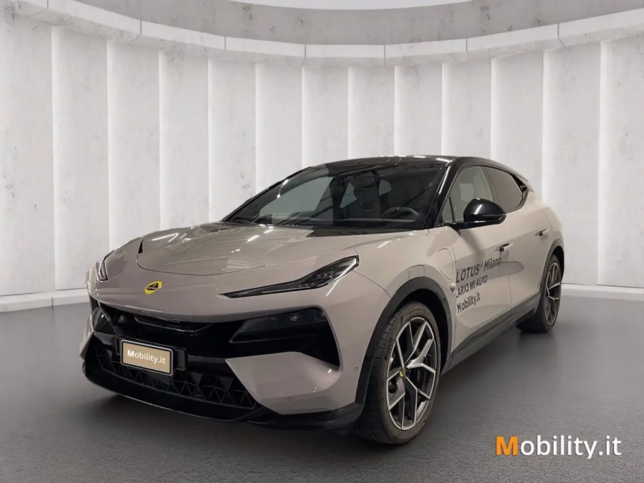 Lotus Eletre 2025