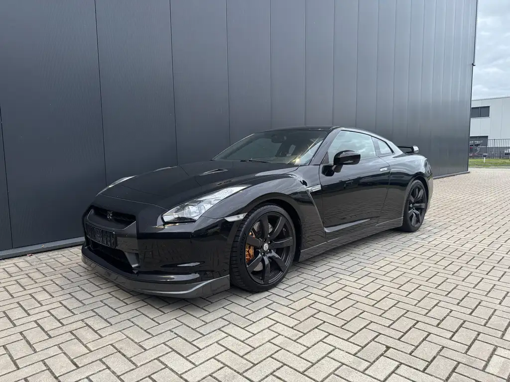 Nissan GT-R 2009 из Европы — купить под ключ