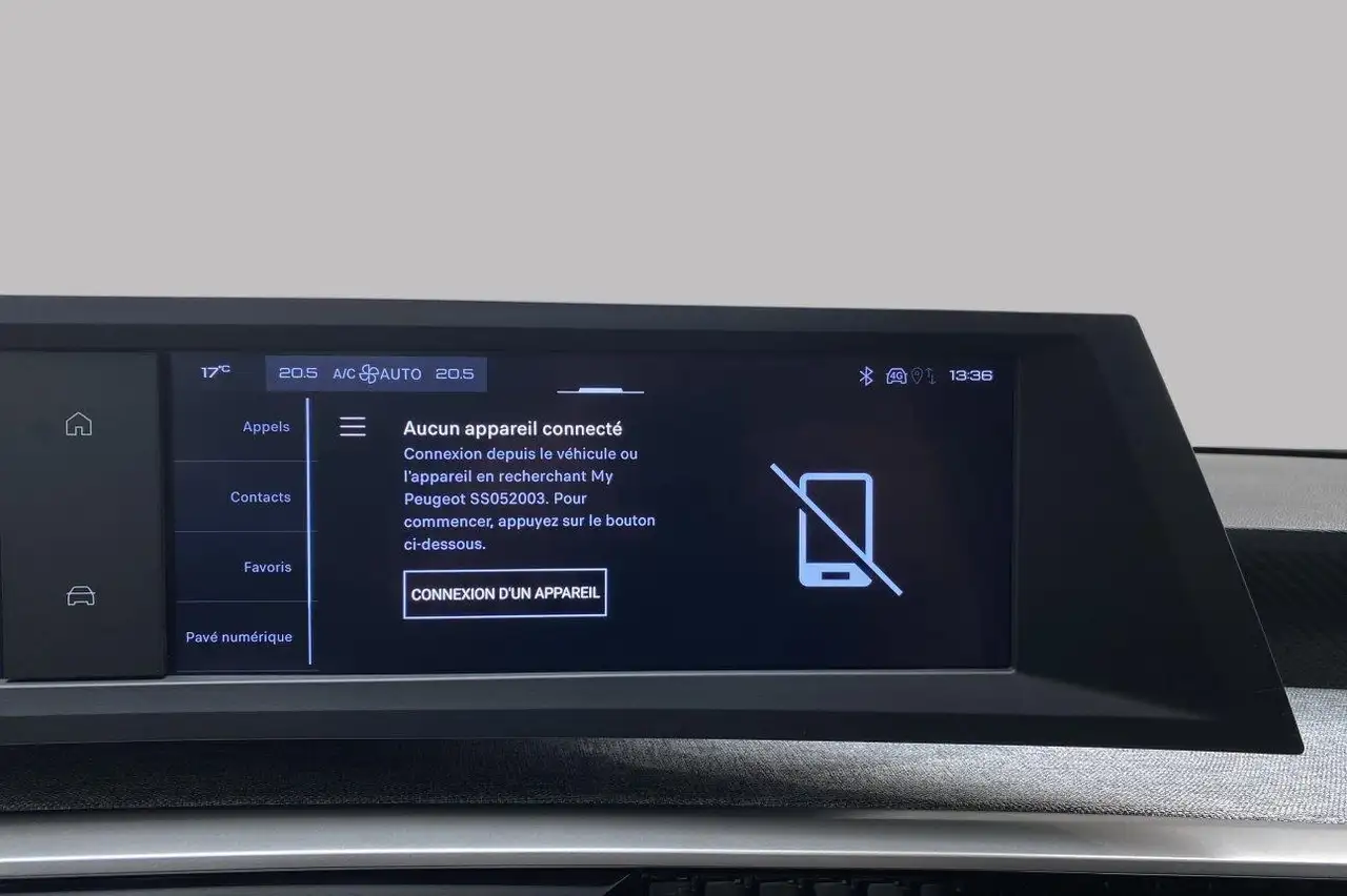 Peugeot 5008 Allure Hybrid 7 places 30