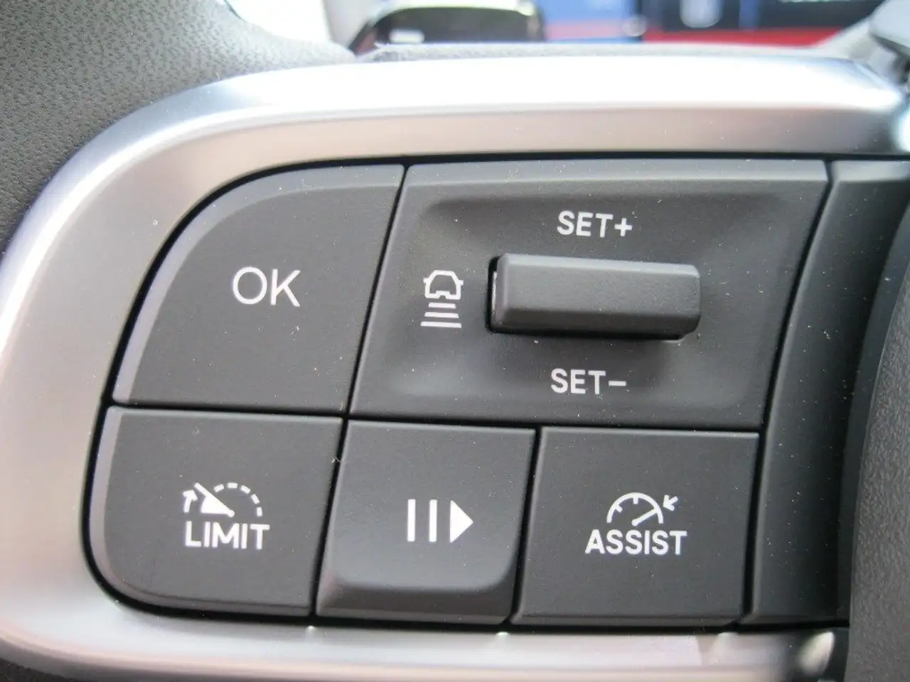 Jeep Avenger 2026 — фото 15