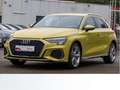 Audi A3 40 TFSIe 2x S LINE LM18 LED AHK Geel - thumbnail 2