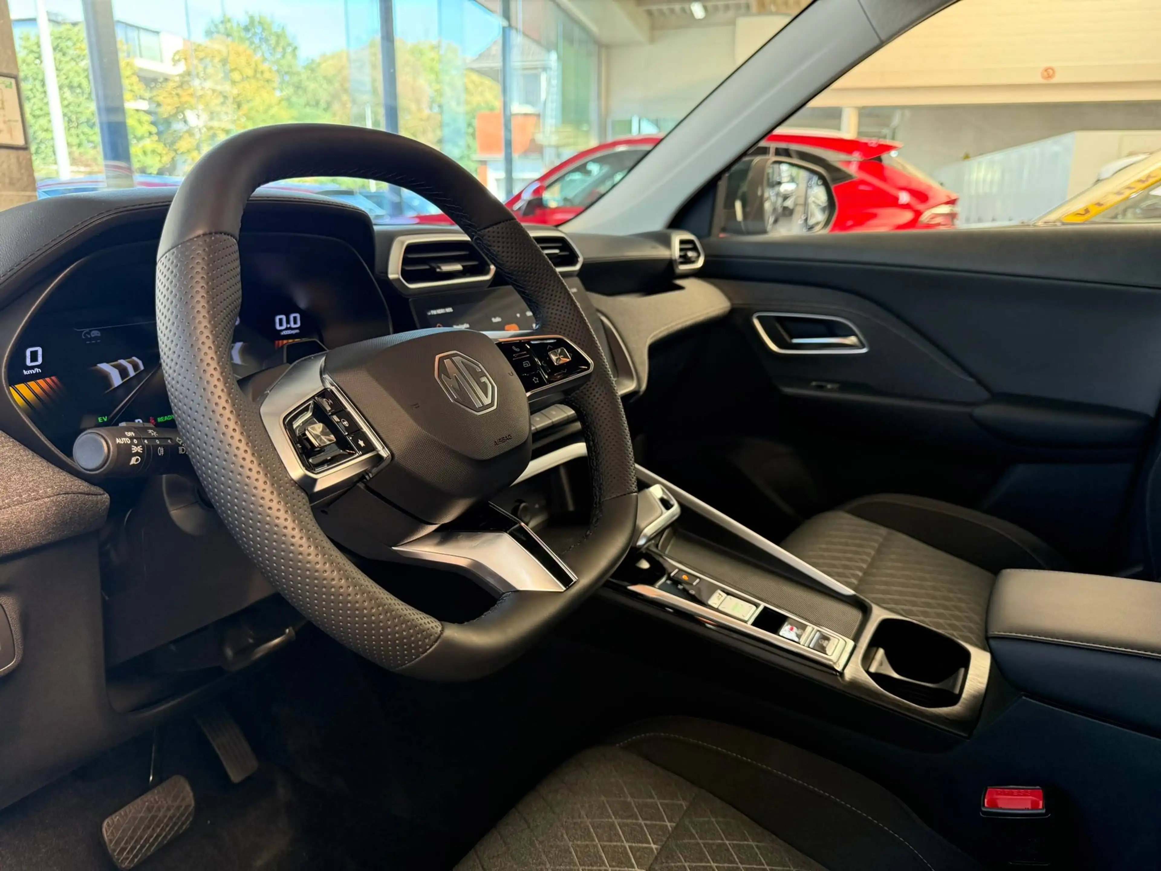 MG ZS 1.5i HYBRID+ 197pk(!!) AUTOMAAT COMFORT + NAVI CAMERA - NIEUW !!!!! — photo 3