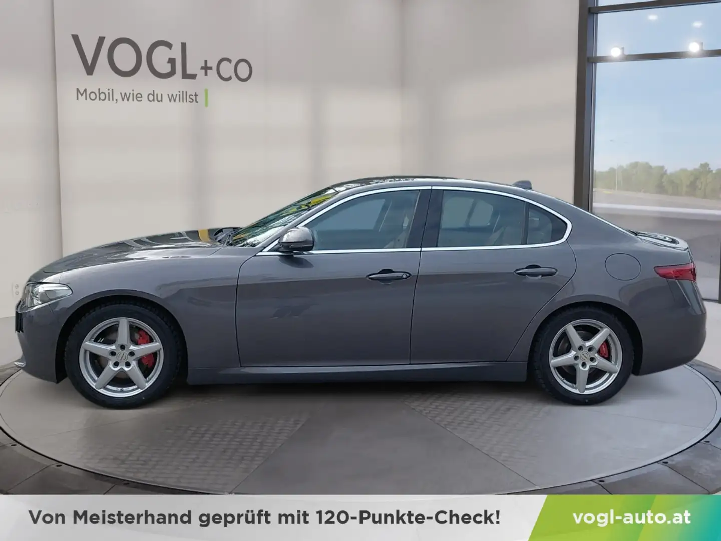 Alfa Romeo Giulia Super 2,0 200 AT RWD Grau - 2