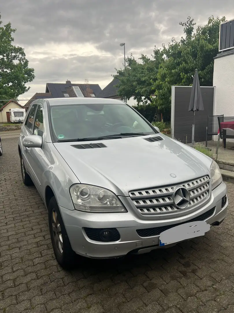 Mercedes-Benz ML 280 ML 280 CDI (164.120) Gris - 1