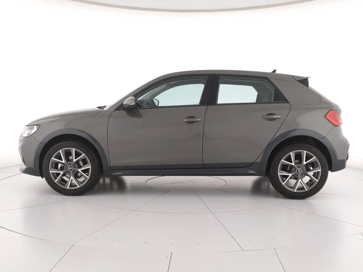 Audi A1 citycarver 30 1.0 tfsi 110cv admired Grigio - 2