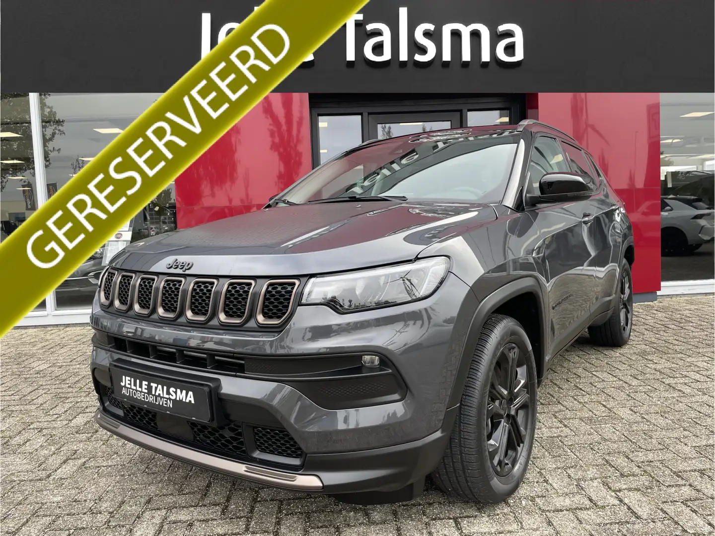 Jeep Compass 4xe 240 Plug-in Hybrid Electric Upland | Winterpac Grijs - 1
