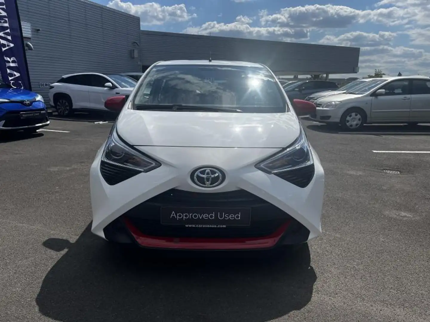 Toyota Aygo X-PLAY II AUTO Blanc - 2