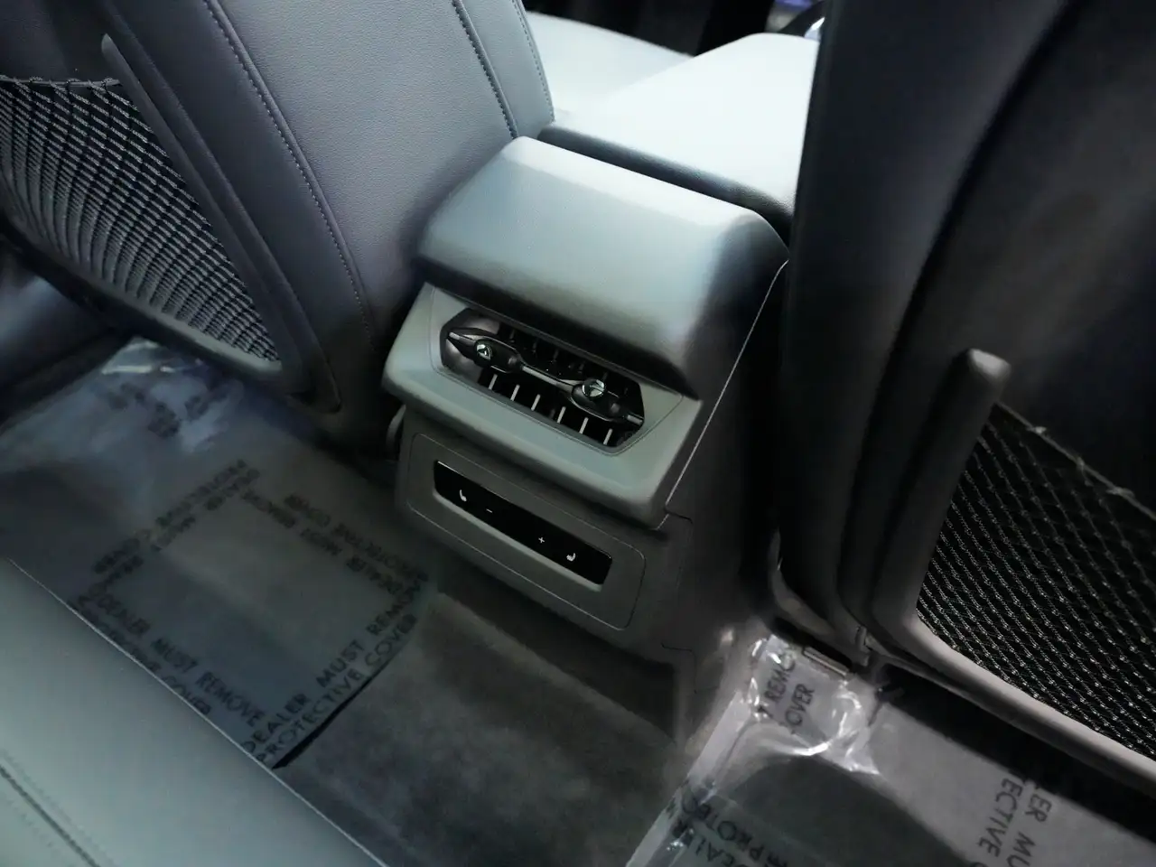 Audi Q6 e-tron снимка Audi Q6 e-tron