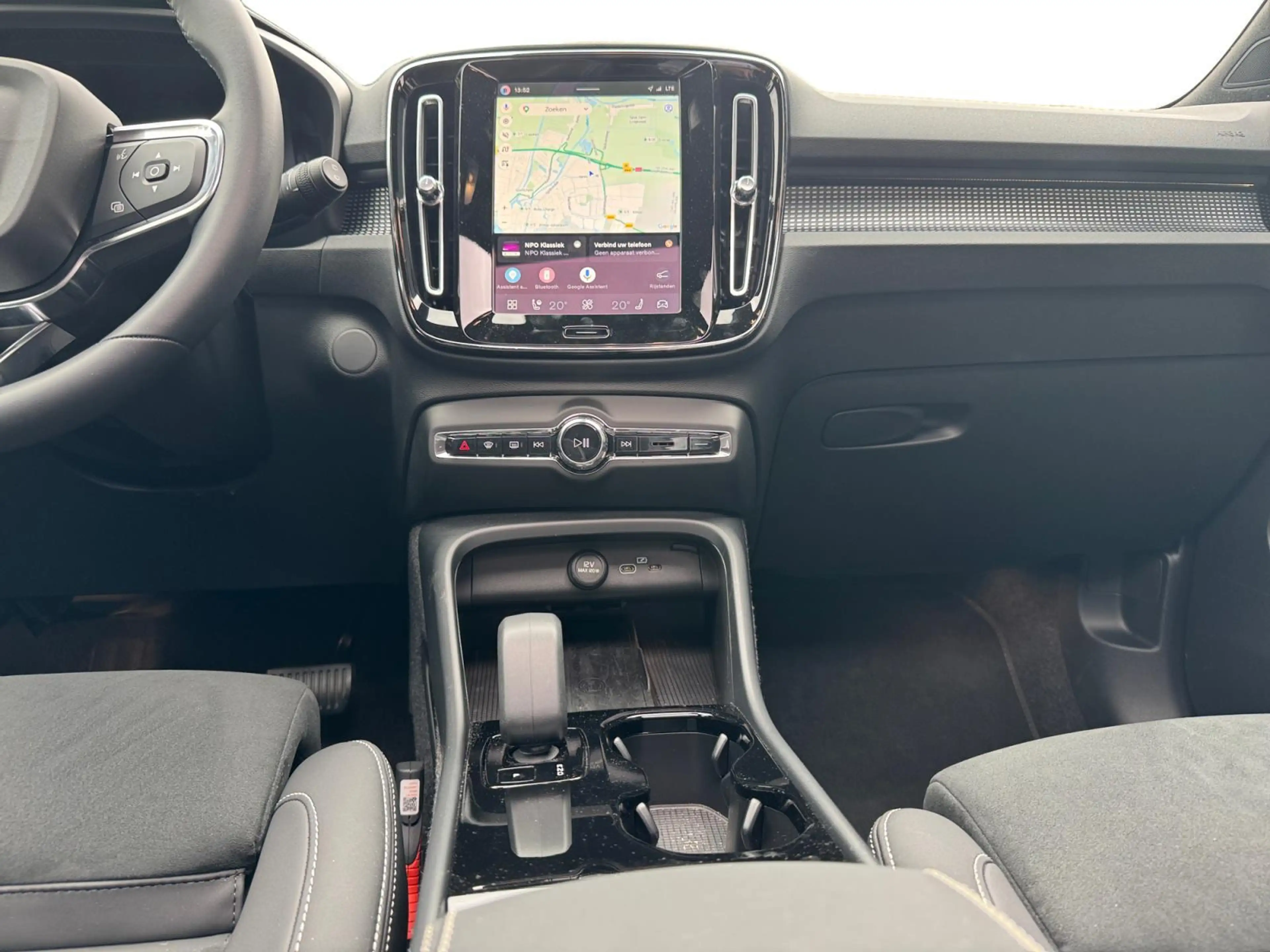 Volvo EX40 Single Motor Extended Range Ultra Europa 82 kWh — photo 12