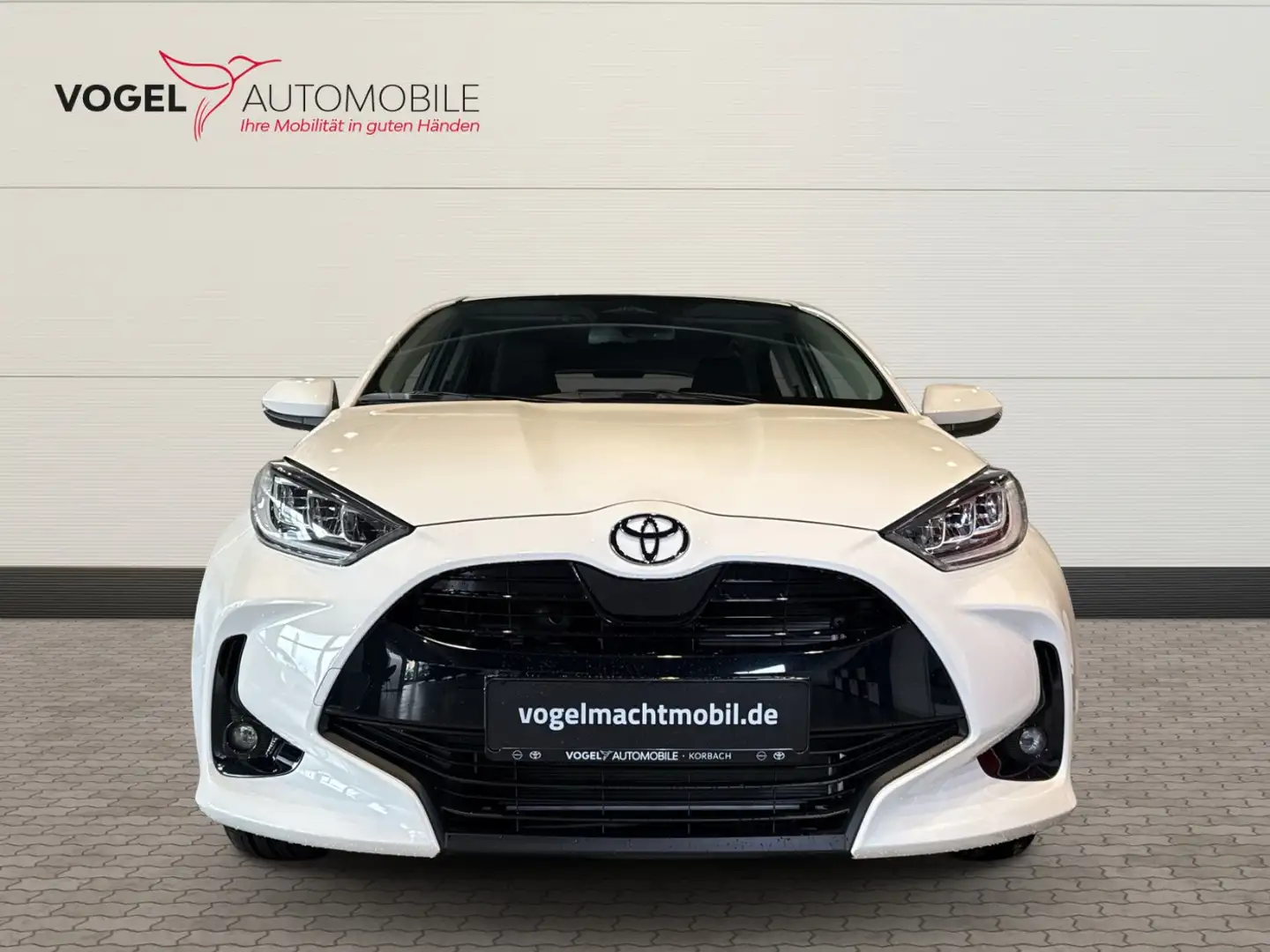 Toyota Yaris 1.5 Teamplayer +SafetyP+ComfortP Blanc - 2