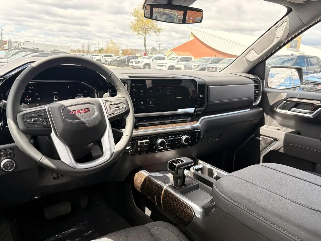 GMC Sierra 1500 снимка GMC Sierra 1500