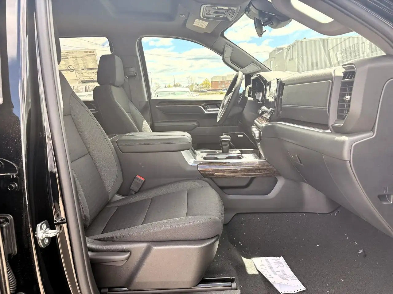 GMC Sierra 1500 снимка GMC Sierra 1500
