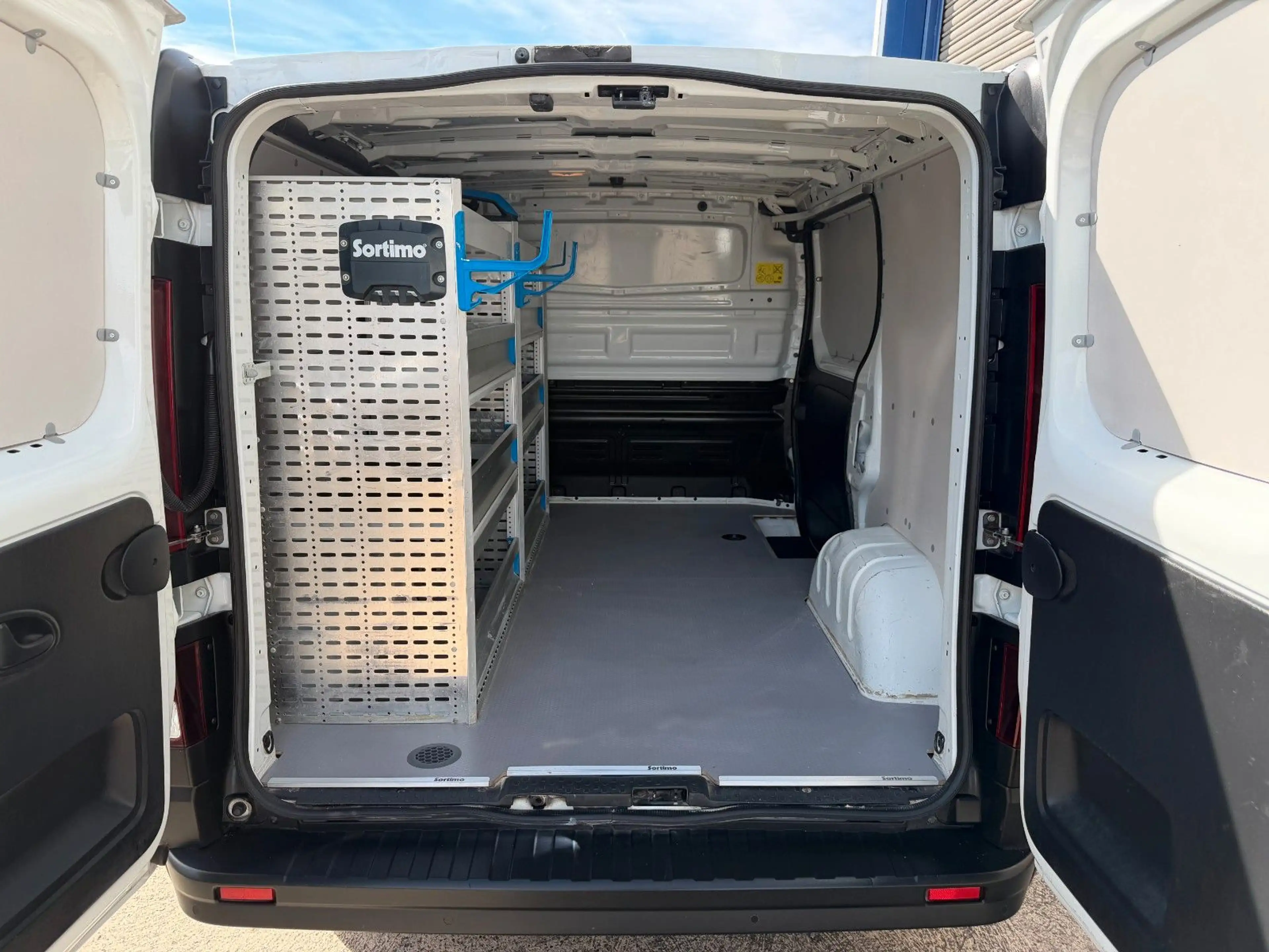 Opel Vivaro B KASTEN L1H1  2,9t *1xSORTIMO*KLIMA*NAVI