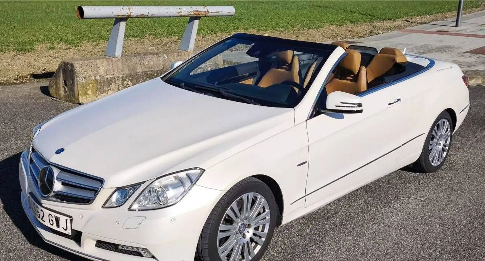 Mercedes-Benz E 350 E Cabrio 350 CGI BE Aut. Blanco - 1
