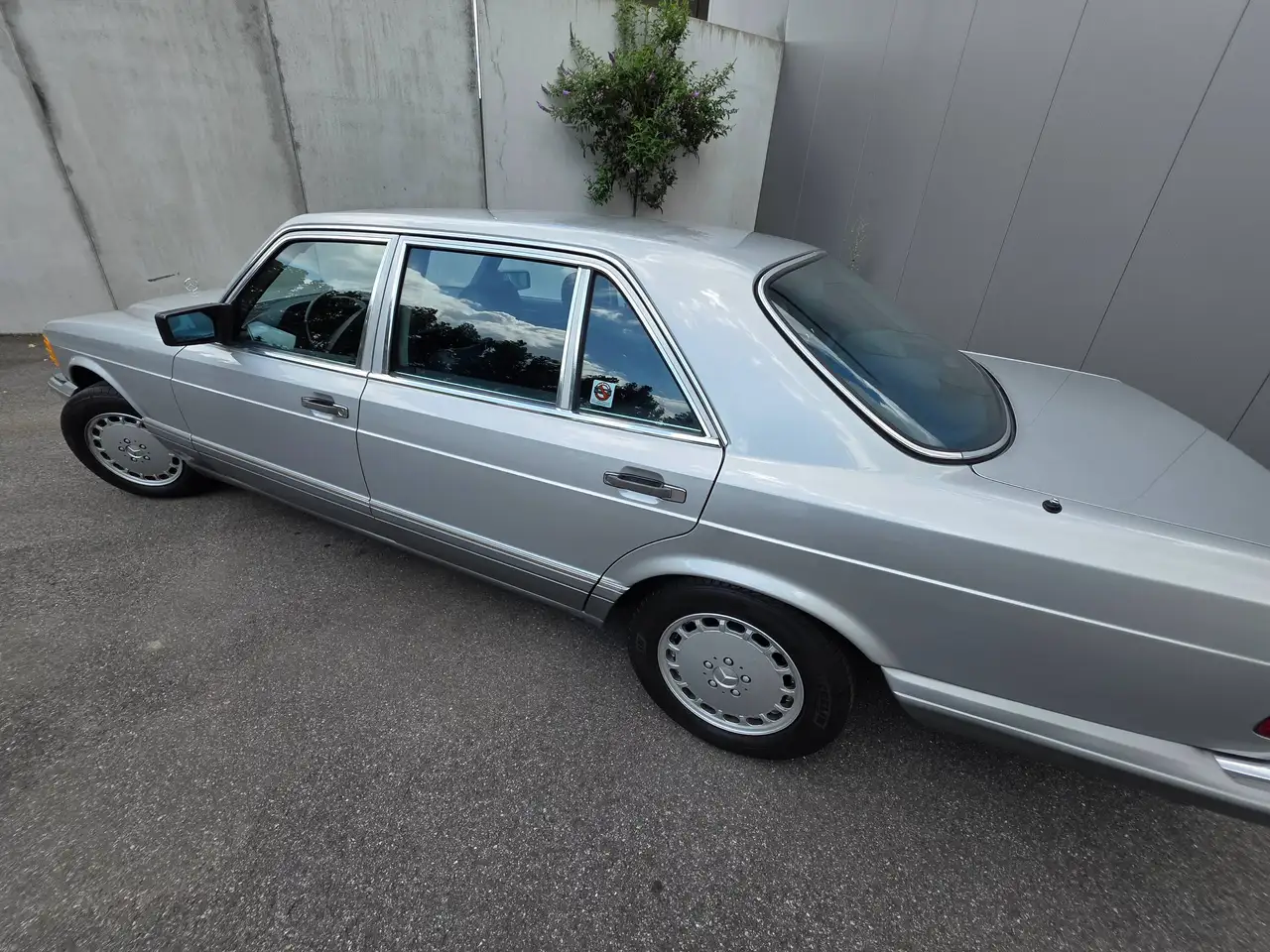 Mercedes-Benz 560 SEL, foto 10
