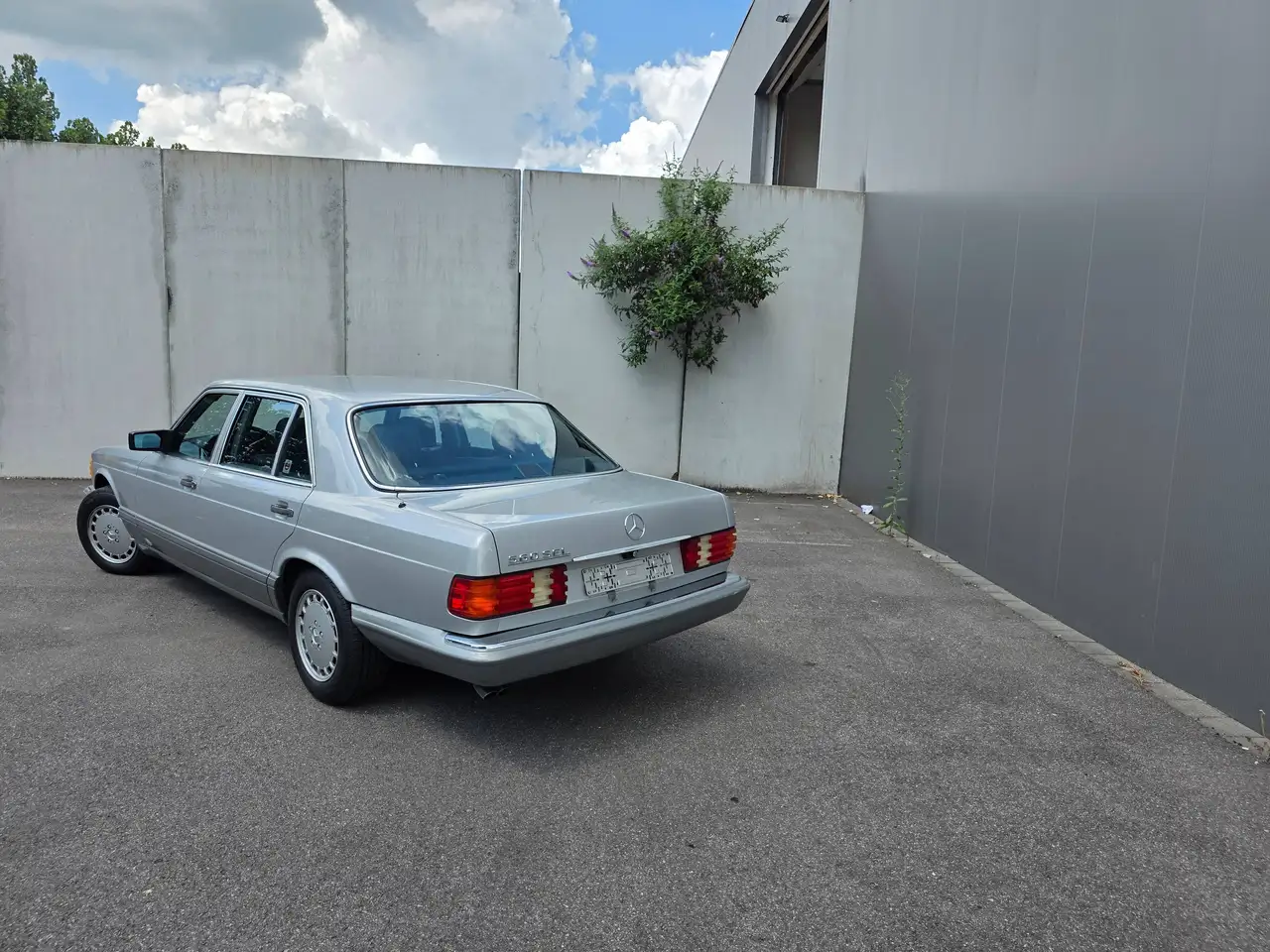 Mercedes-Benz 560 SEL, foto 7
