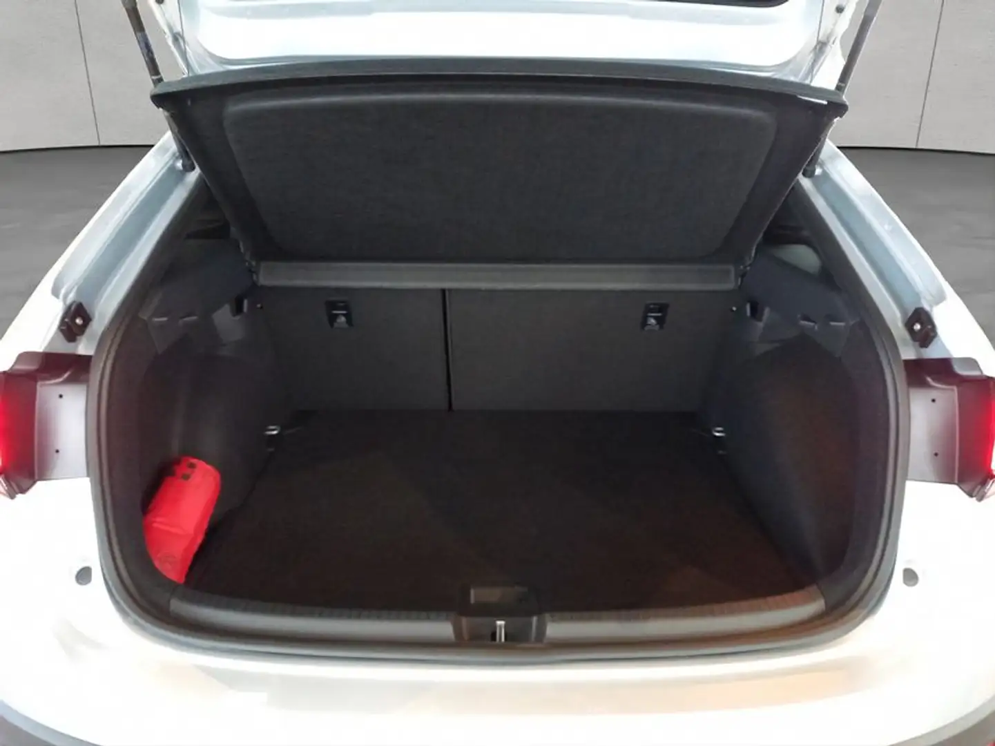 Volkswagen Taigo Goal 1.0l TSI DSG RFK NAVI PANO LED KLIMA Argent - 2