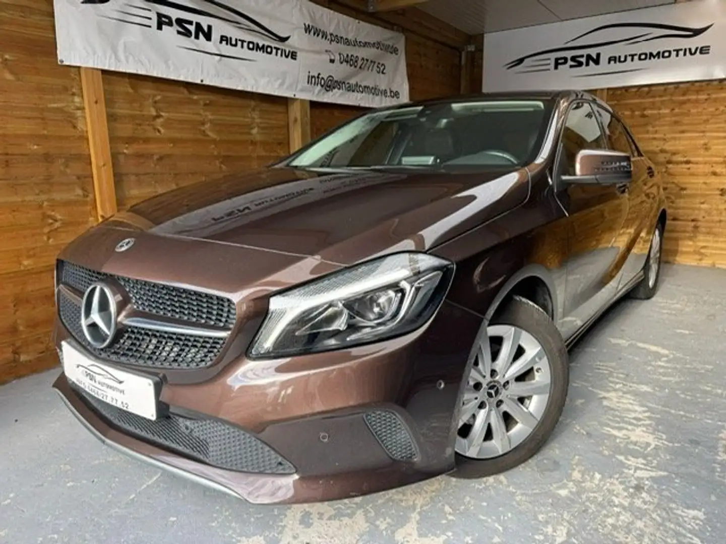 Mercedes-Benz A 180 FACELIFT*Navi*Leder*KeylessGO*PDC*XENON*BTW Aftrek Marrón - 2