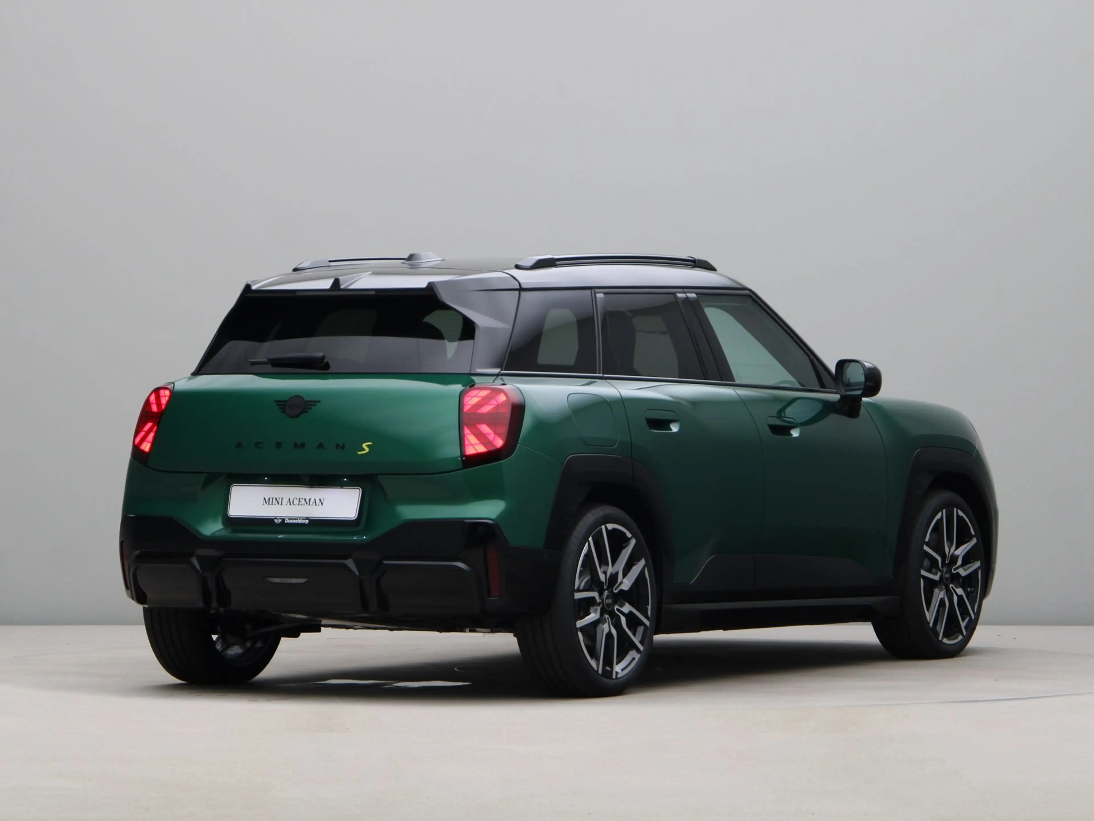 MINI Aceman SE John Cooper Works Pakket M PRIVATE LEASE EUR 61 — photo 9