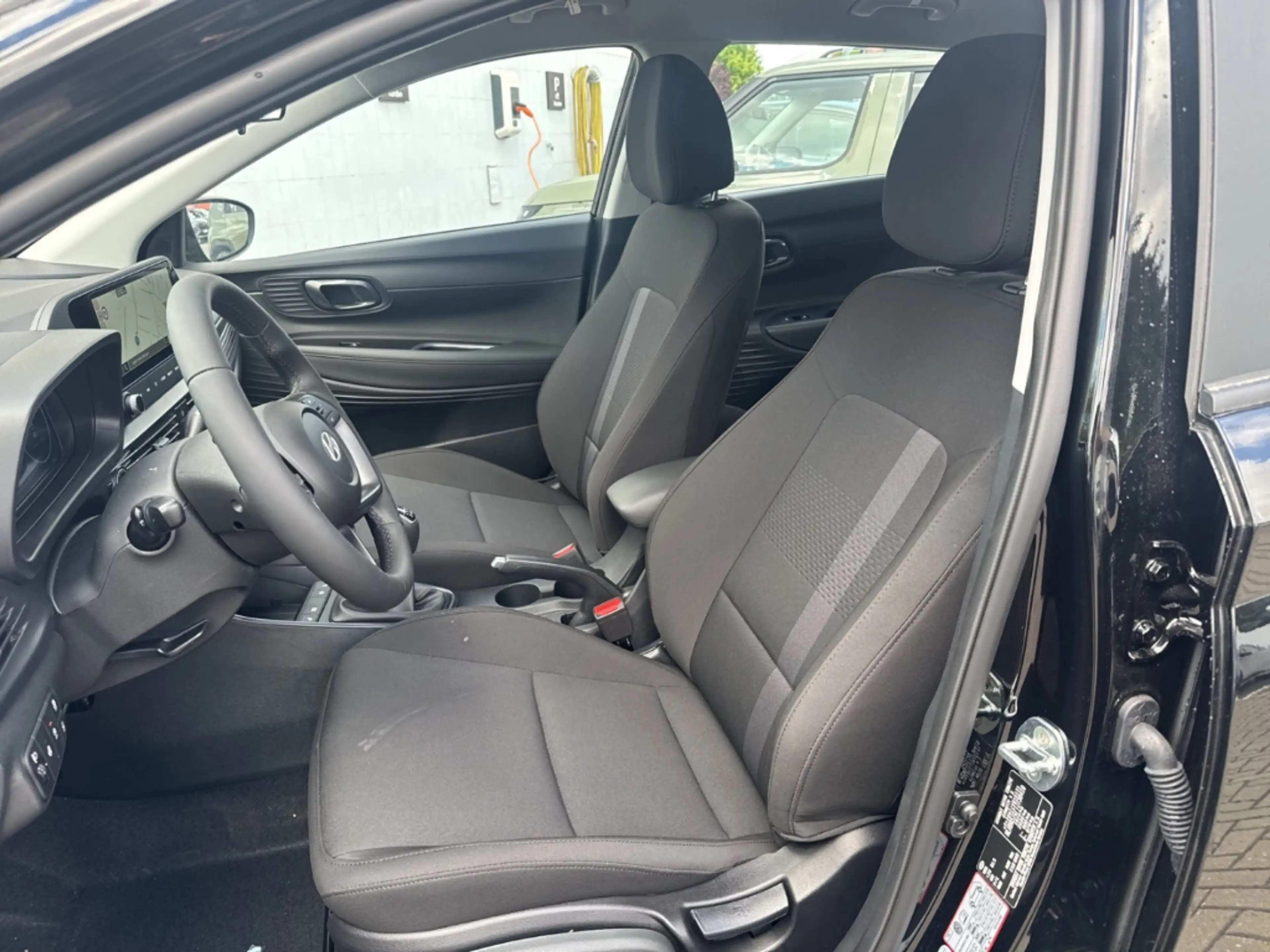 Hyundai i20 FL Trend Navi Digitales Cockpit Soundsystem Bose — photo 8
