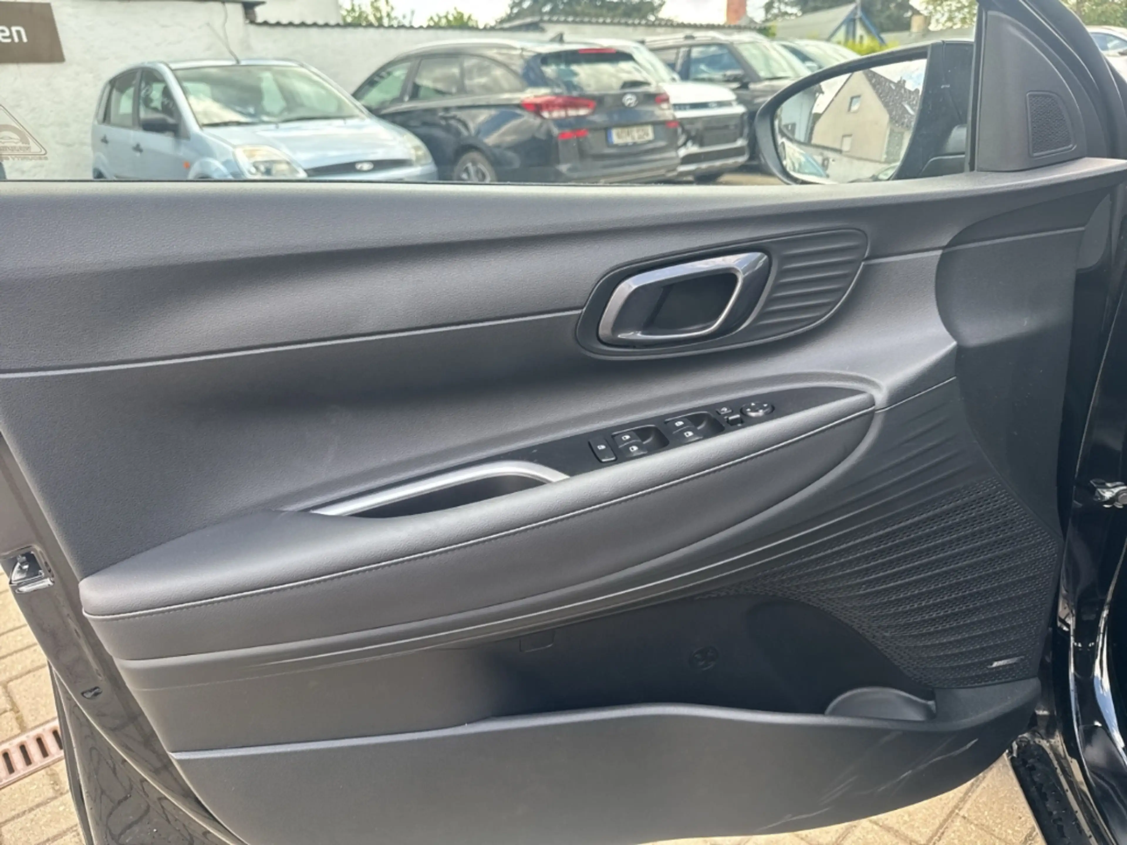 Hyundai i20 FL Trend Navi Digitales Cockpit Soundsystem Bose — photo 14