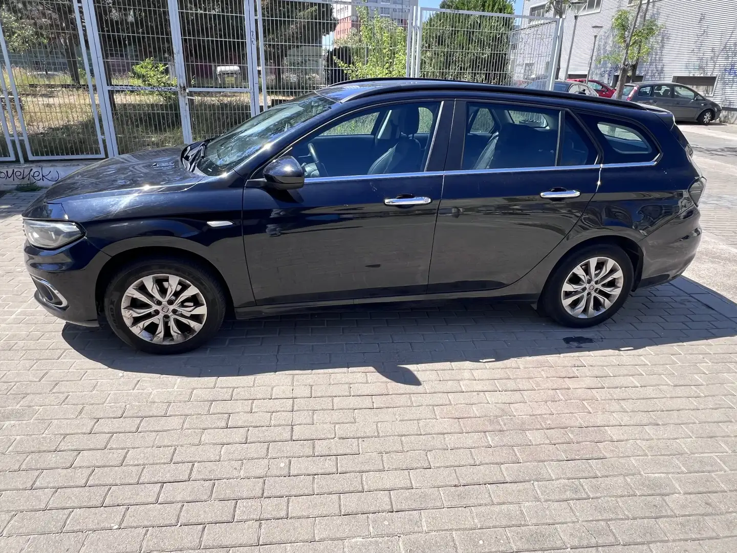 Fiat Tipo SW 1.6 Multijet II Lounge Plus DDCT - 1