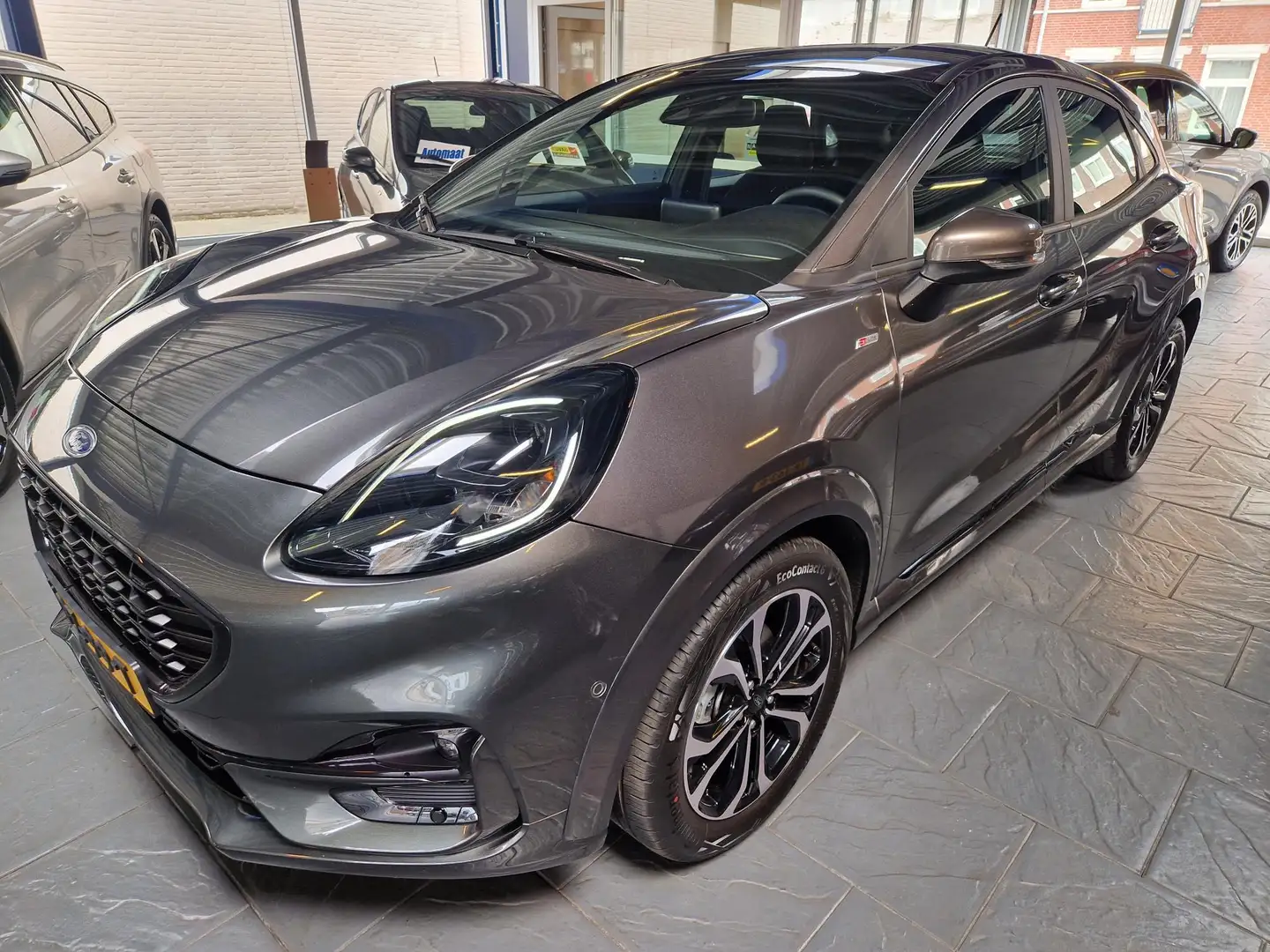 Ford Puma 1.0 EcoBoost Hybrid ST-Line AUTOMAAT Afn Trekhaak Grijs - 2