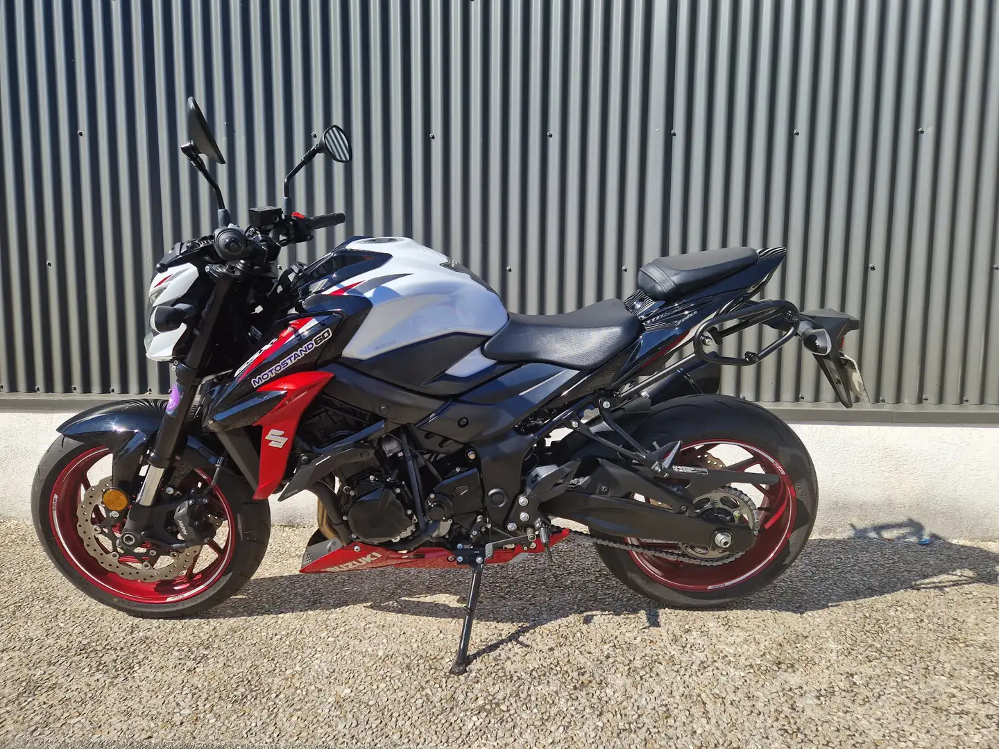 Suzuki GSX-S 750 Rouge - 1