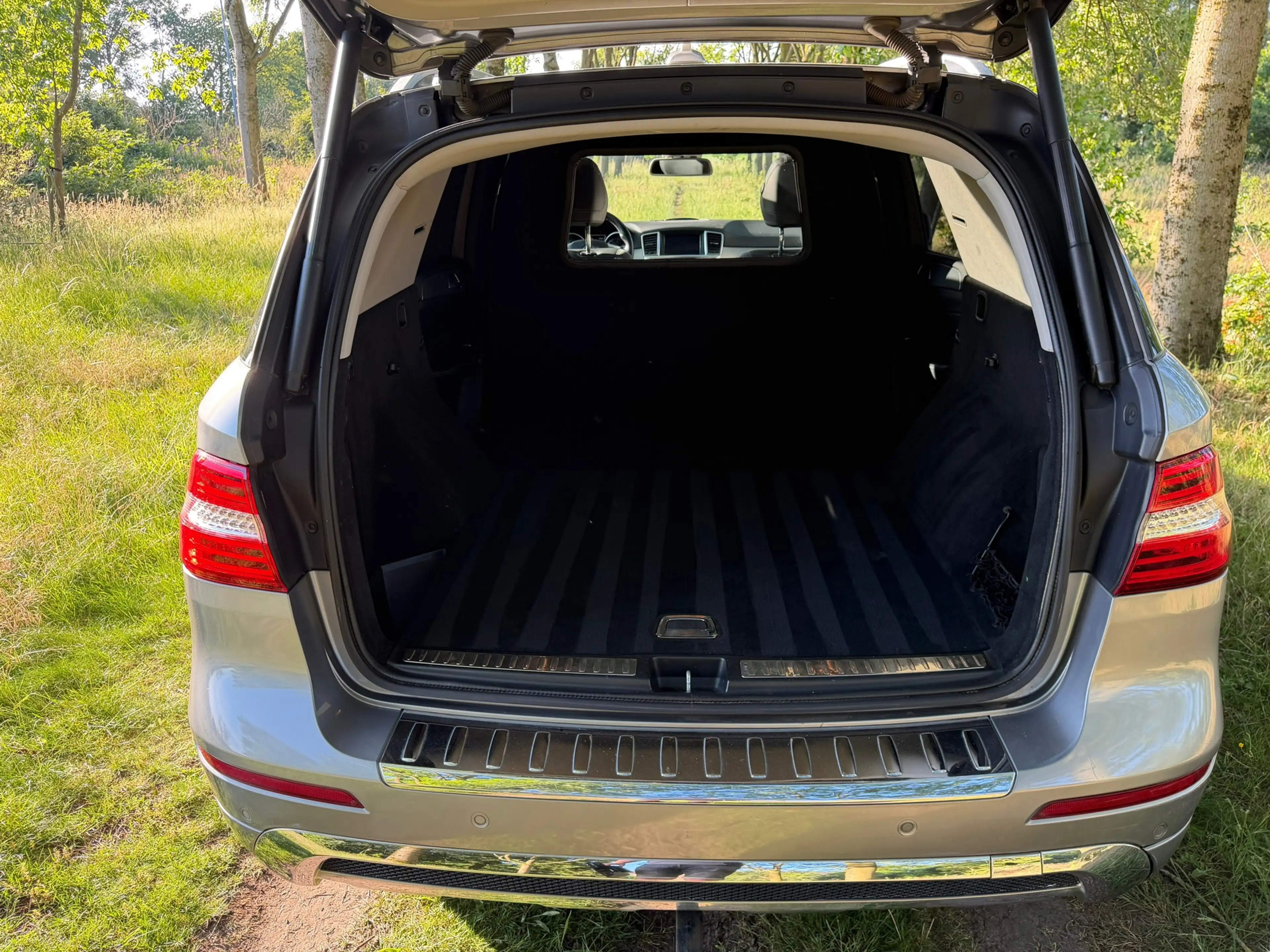 Mercedes-Benz ML 350 Marge 4MATIC 350 BlueTEC Edition 1 — photo 12